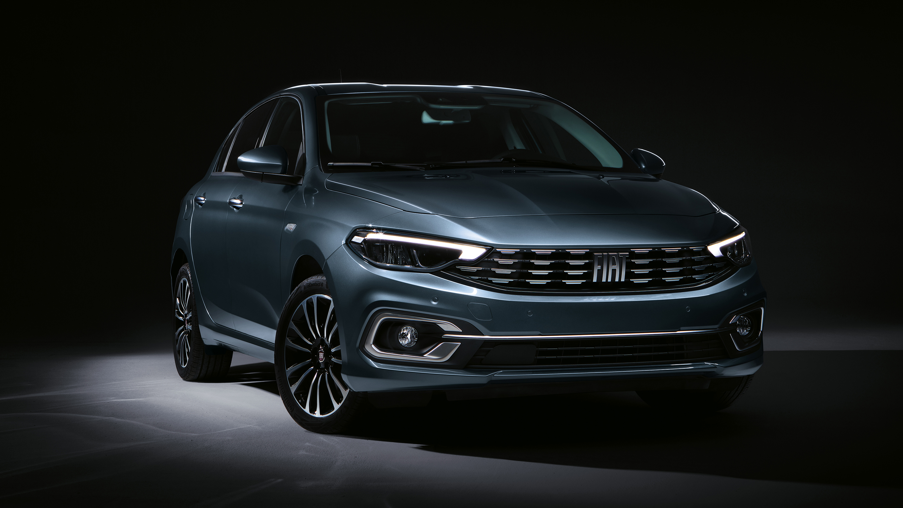 2020 Fiat Tipo Life - front 3/4 view