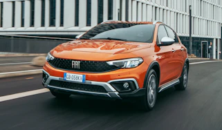 2020 Fiat Tipo Cross - front 3/4 view moving