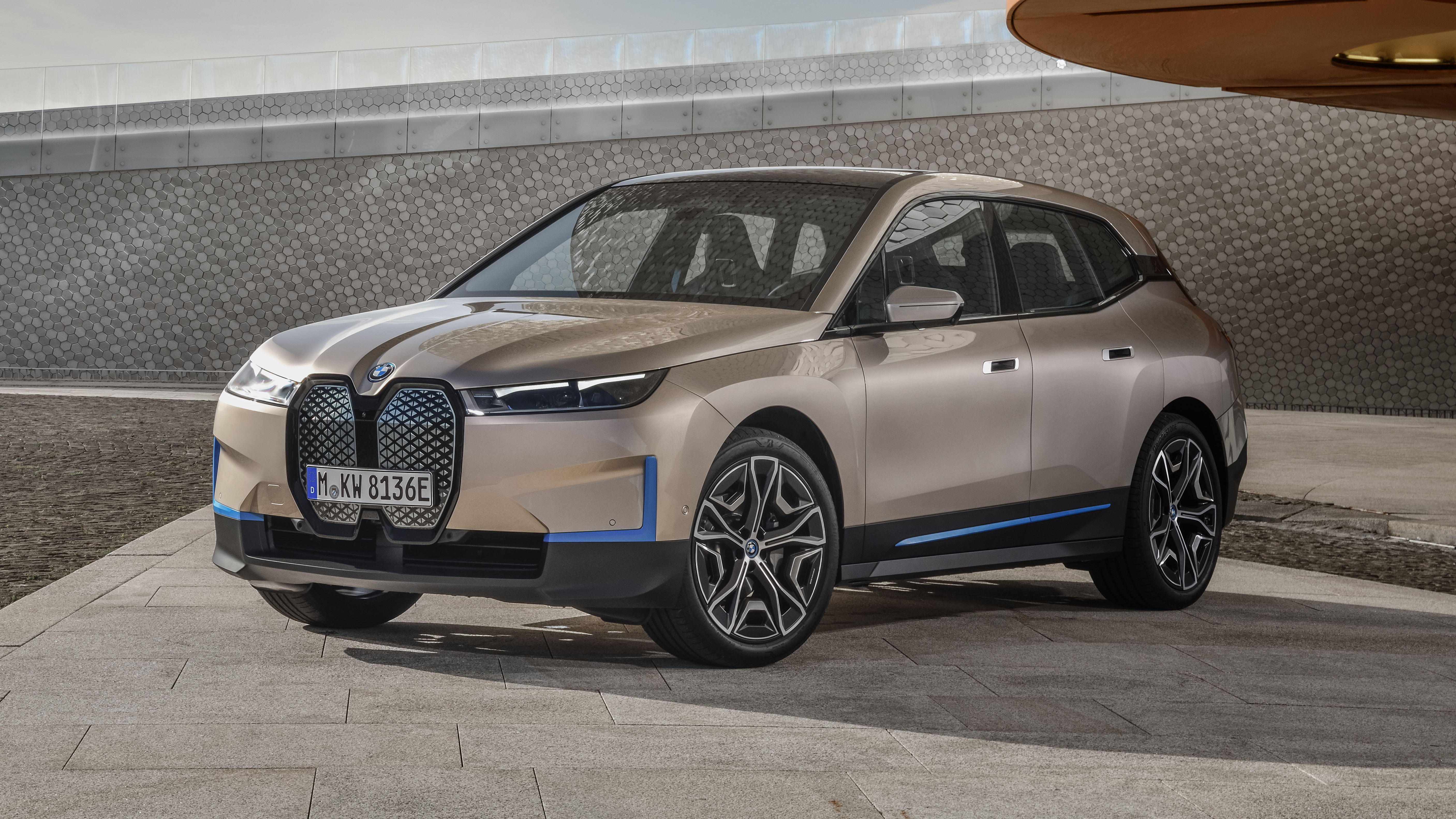 2021 BMW iX SUV