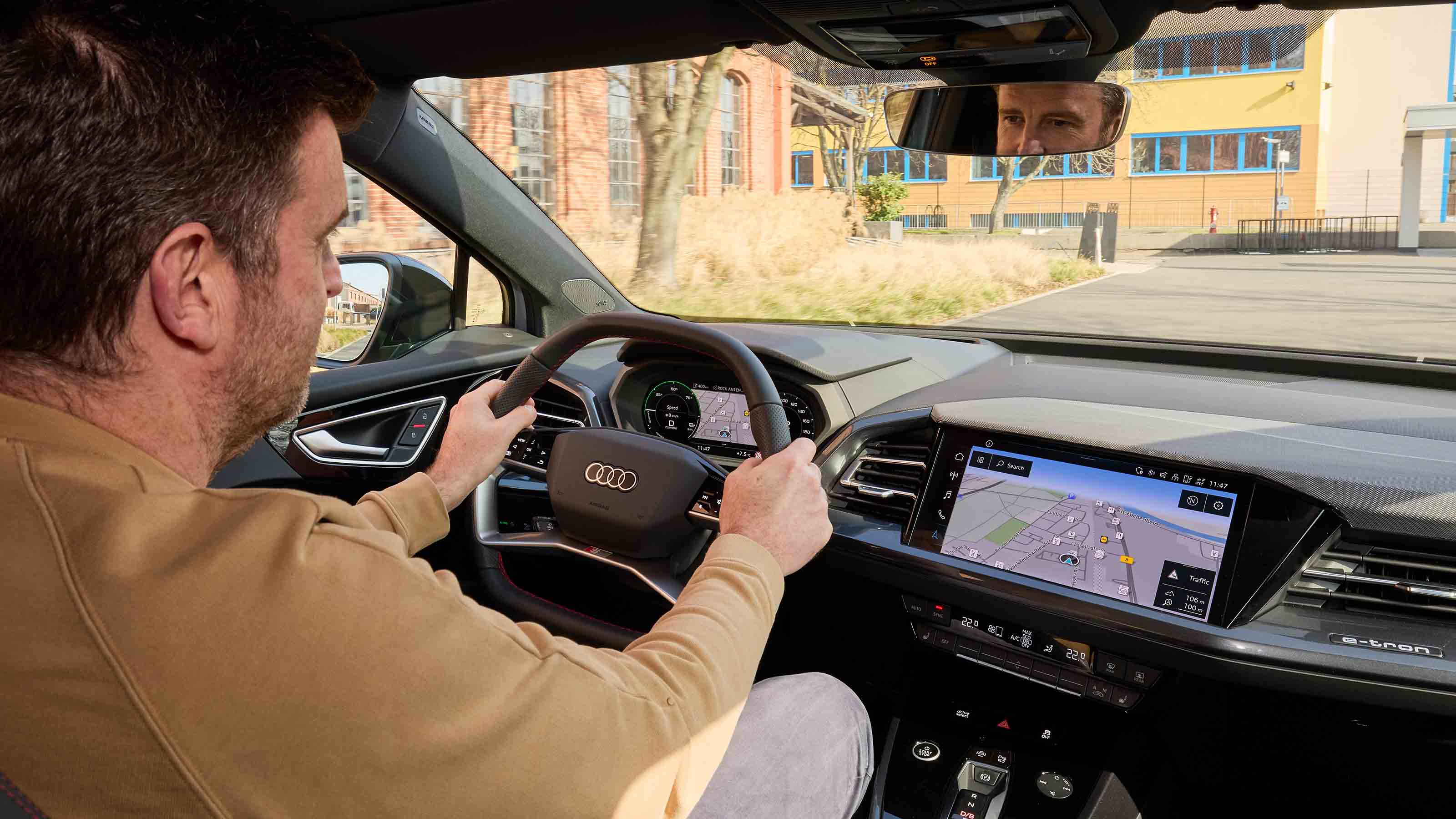 Audi Q4 e-tron interior staff