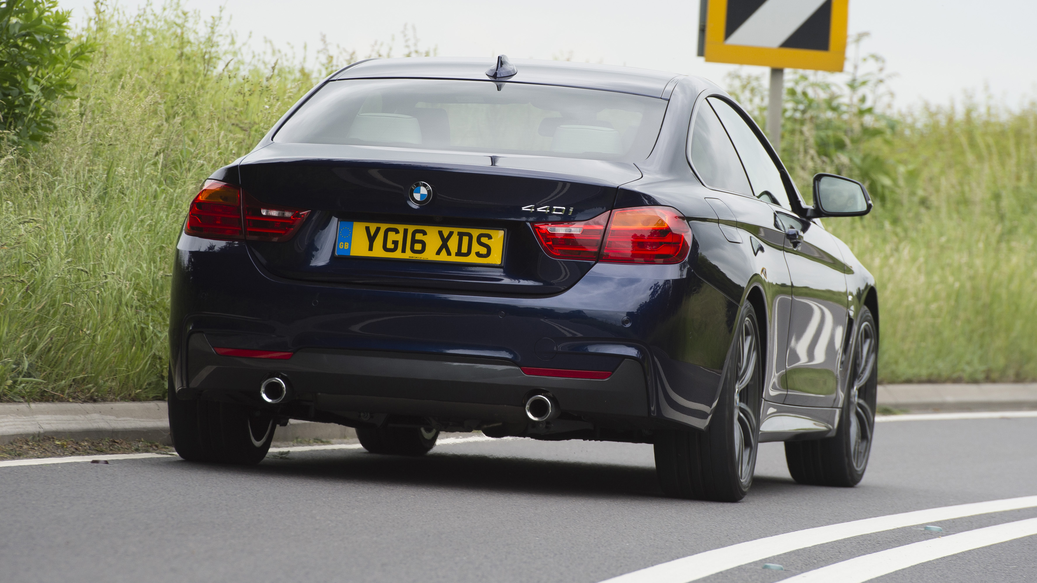 BMW 435i coupe - rear 3/4 dynamic 