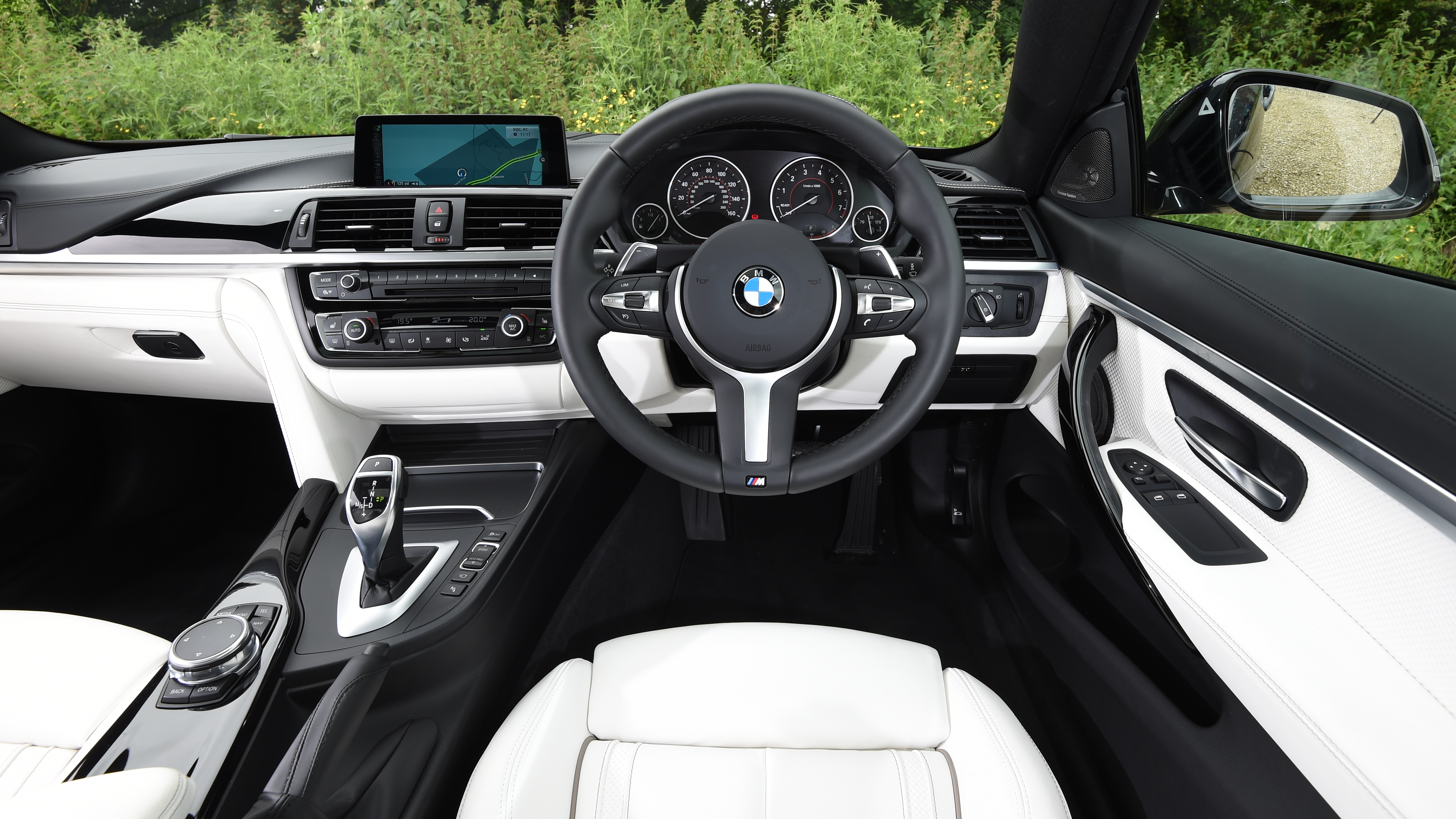BMW 435i coupe - interior 