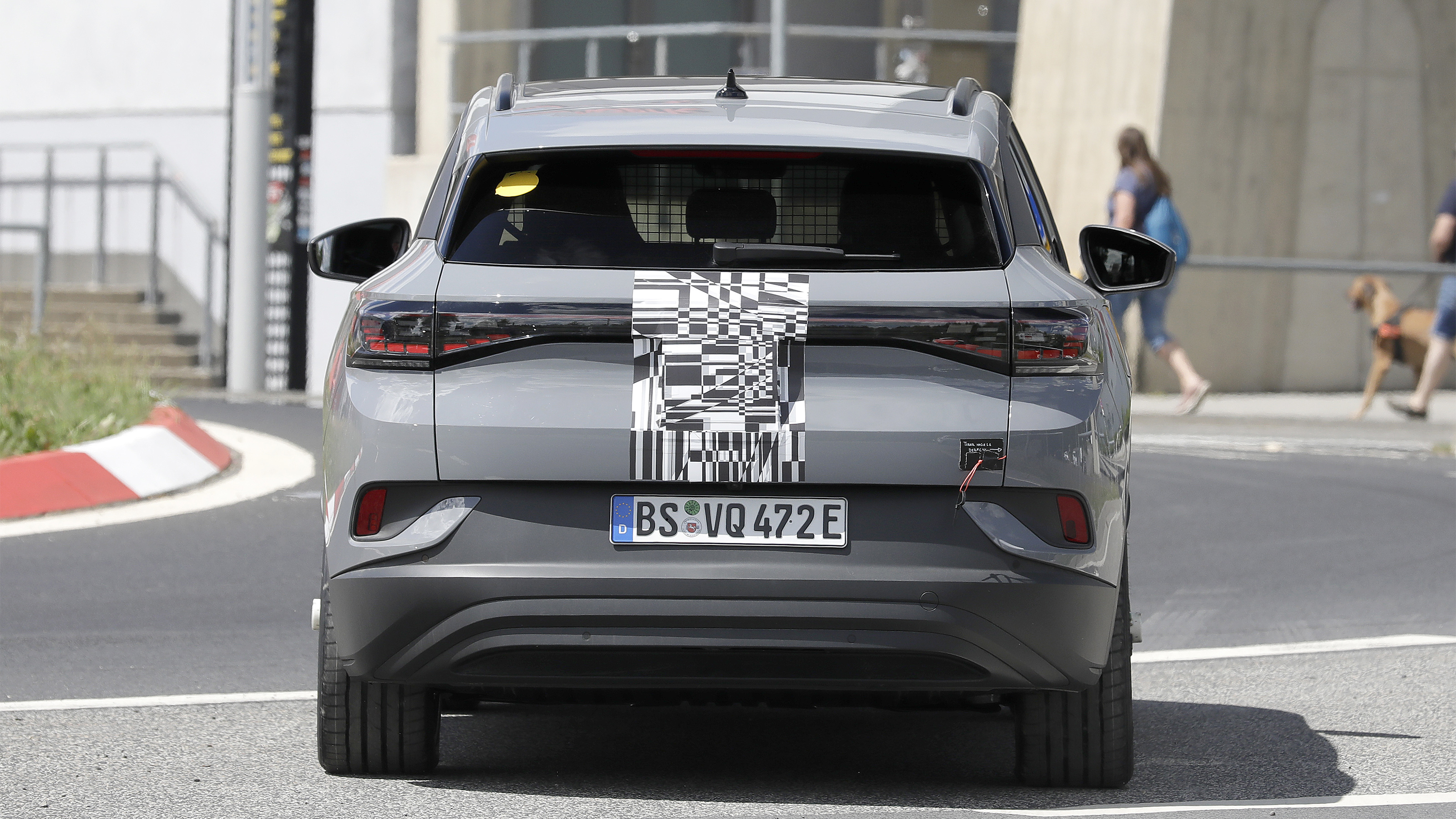 Cupra Tavascan testing rear