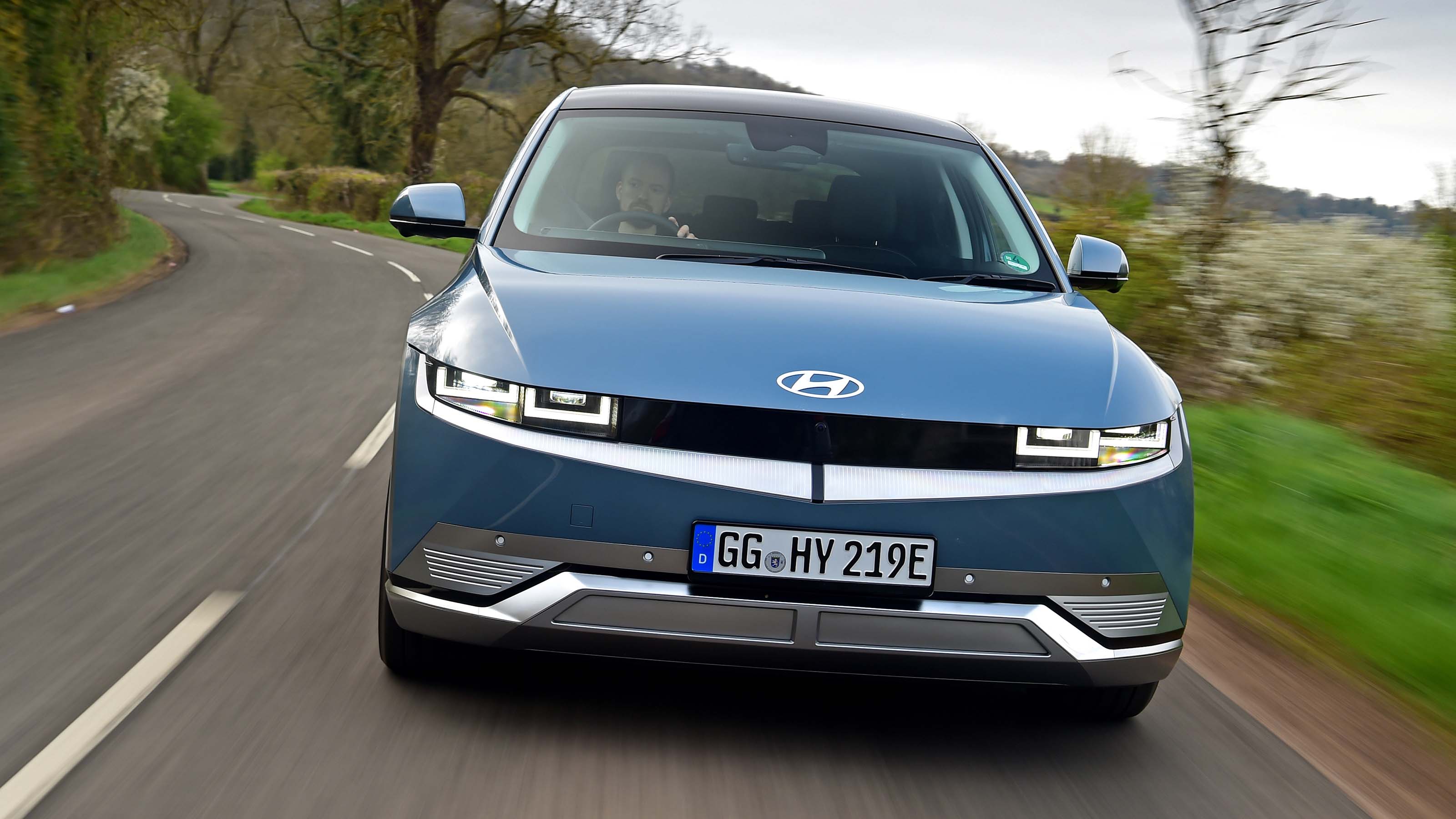 hyundai ioniq 5 front tracking