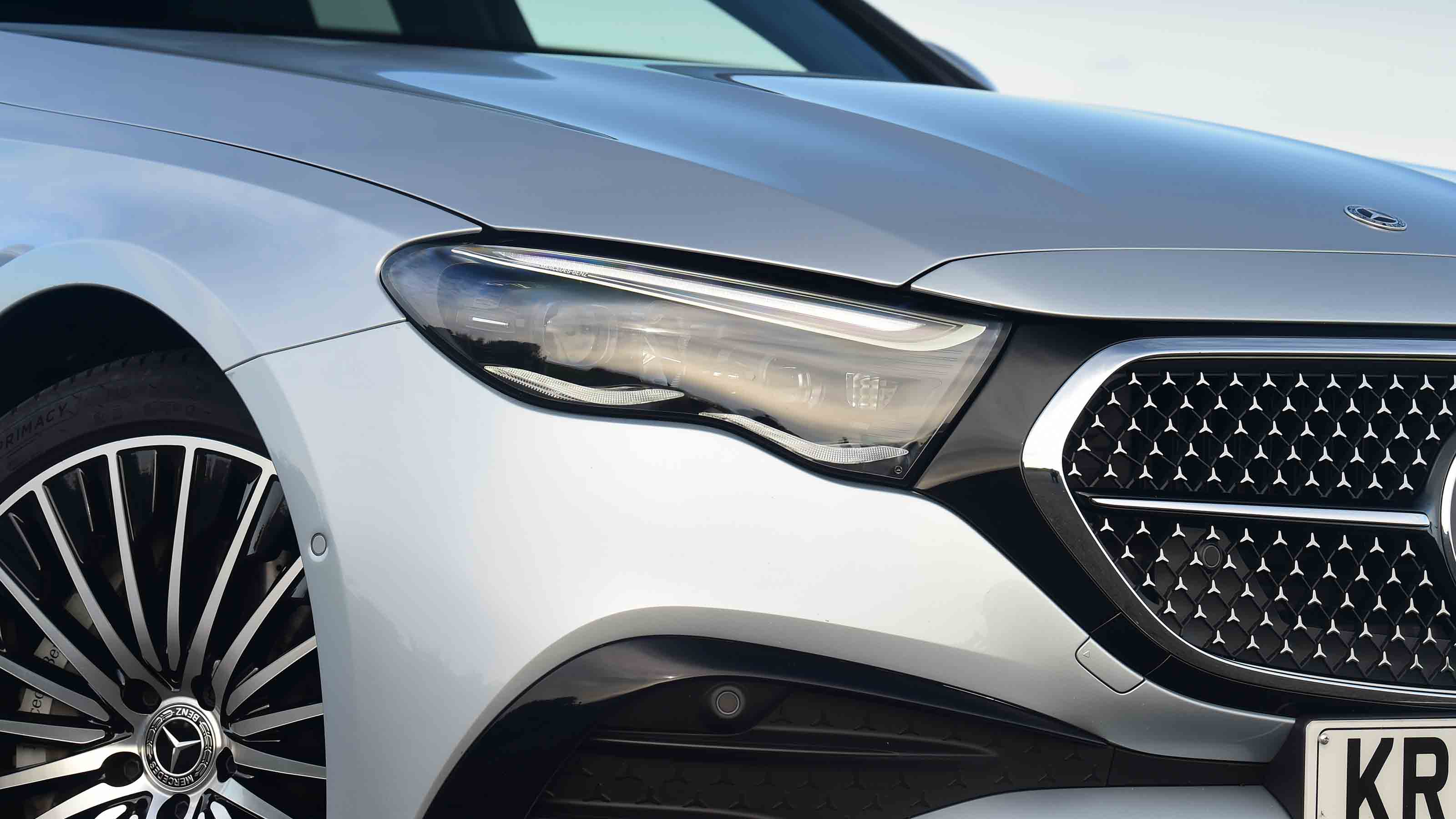 Mercedes E-Class headlight