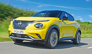 Nissan Juke UK drive front quarter