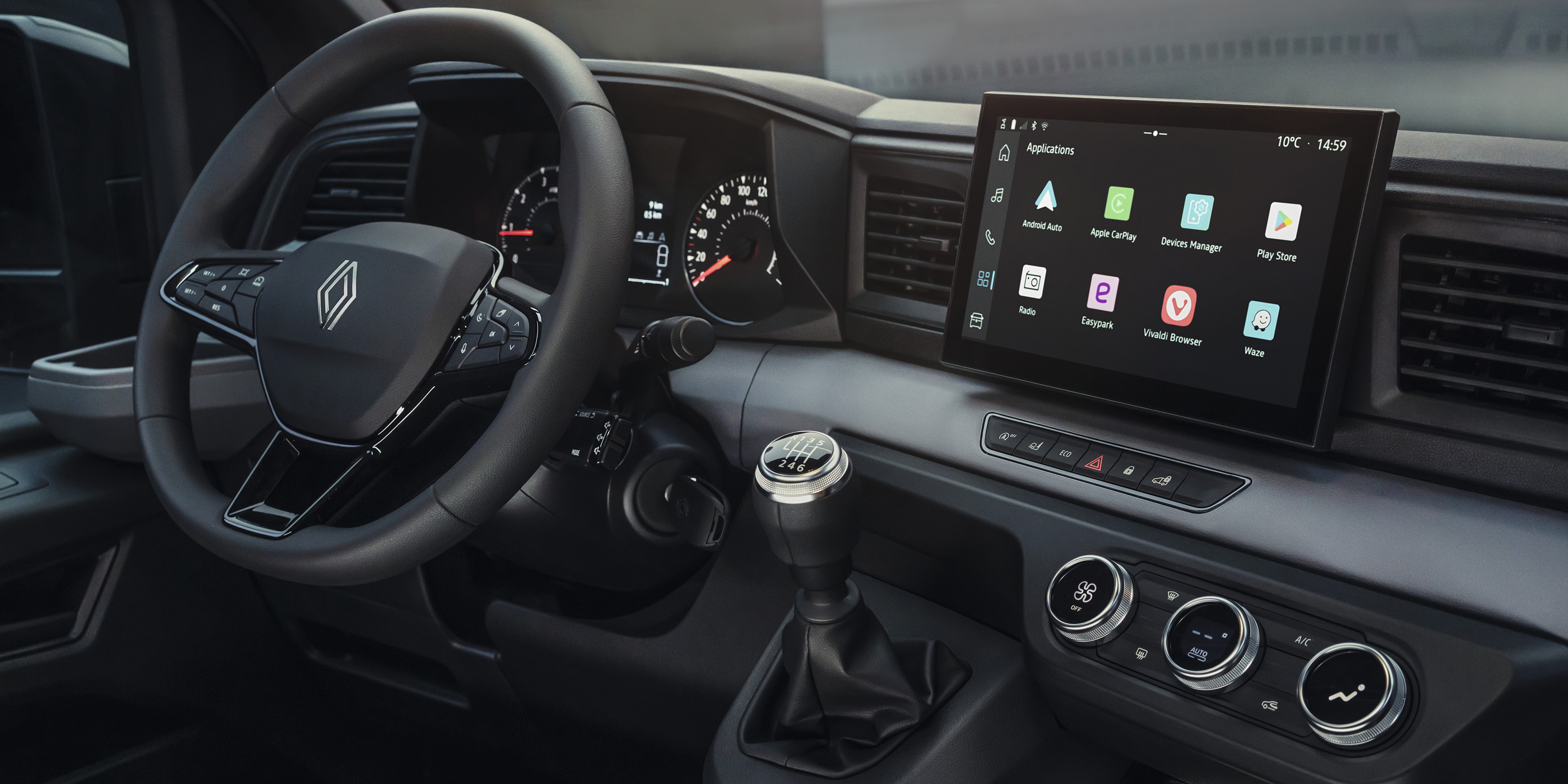 Renault Master interior