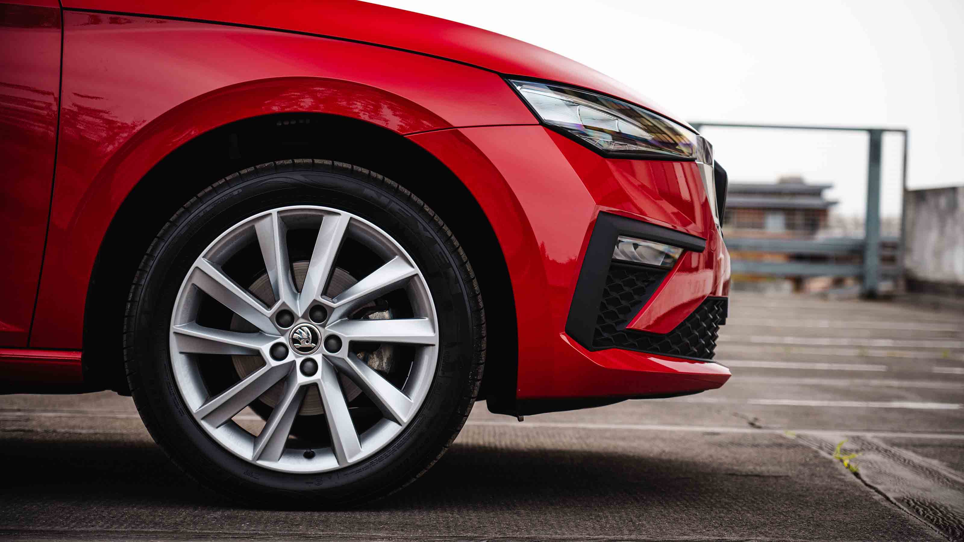 Skoda Scala UK front wheel