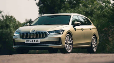 Skoda Superb Estate front quarter static