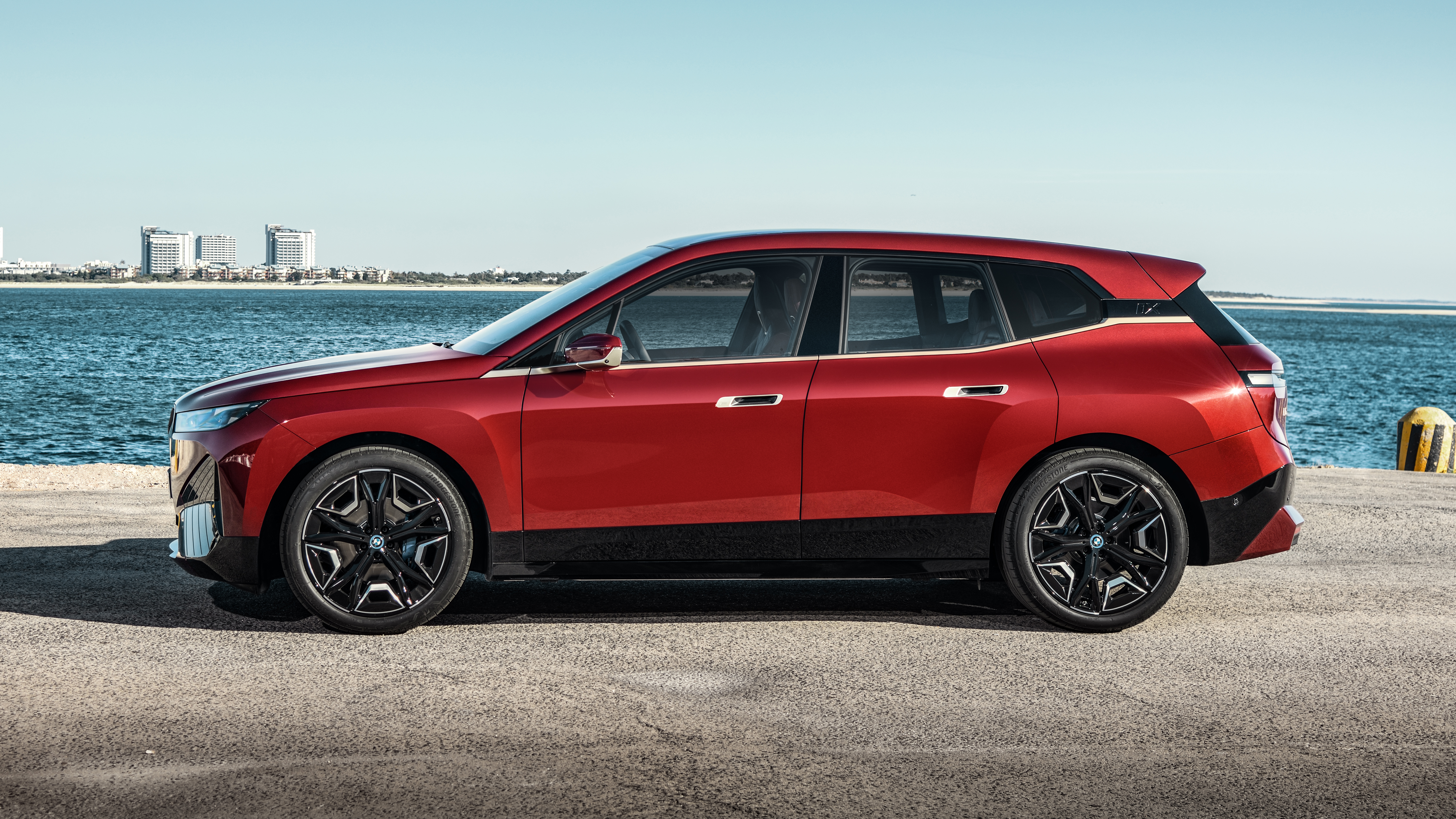 2021 BMW iX SUV