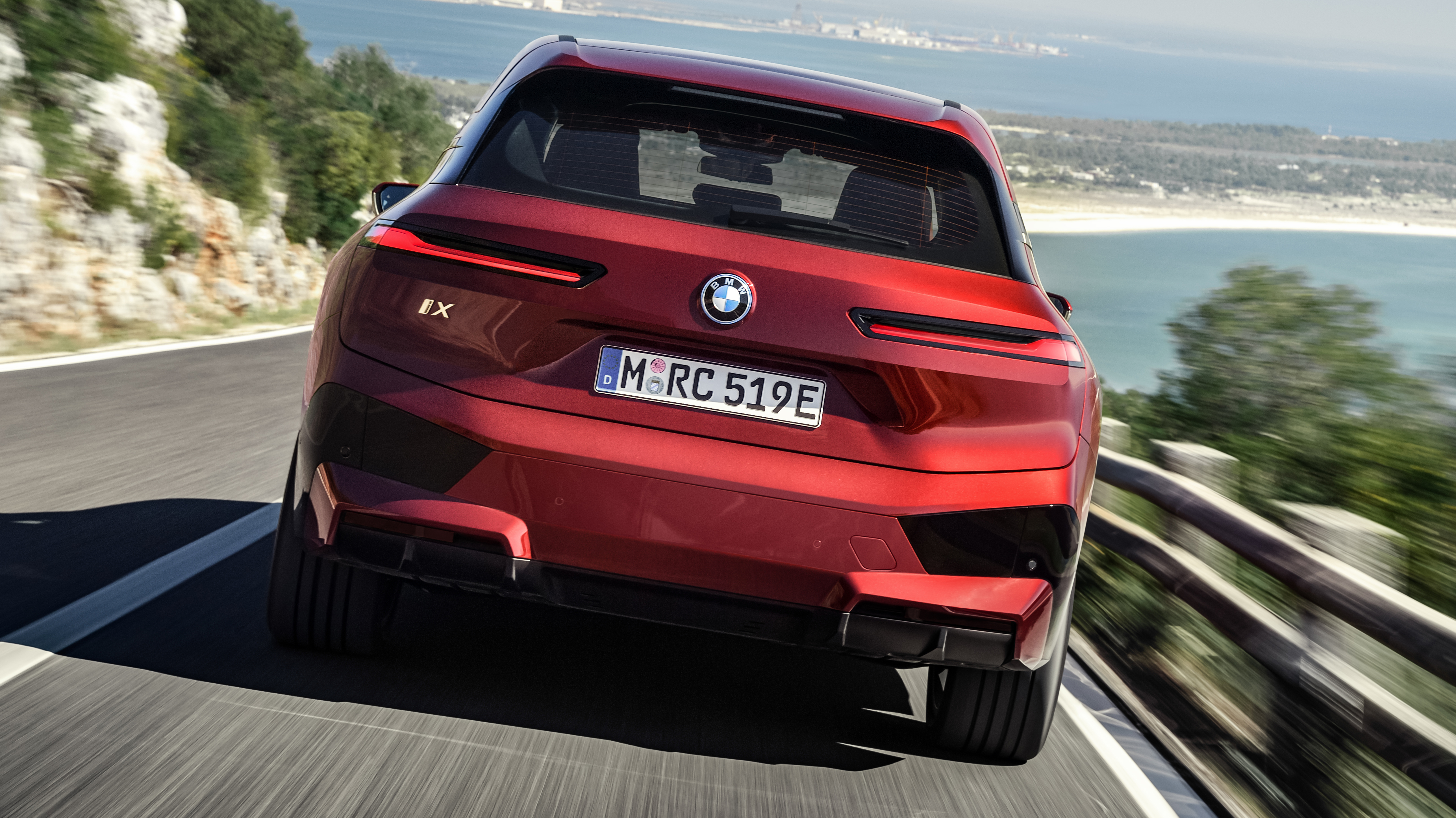 2021 BMW iX SUV