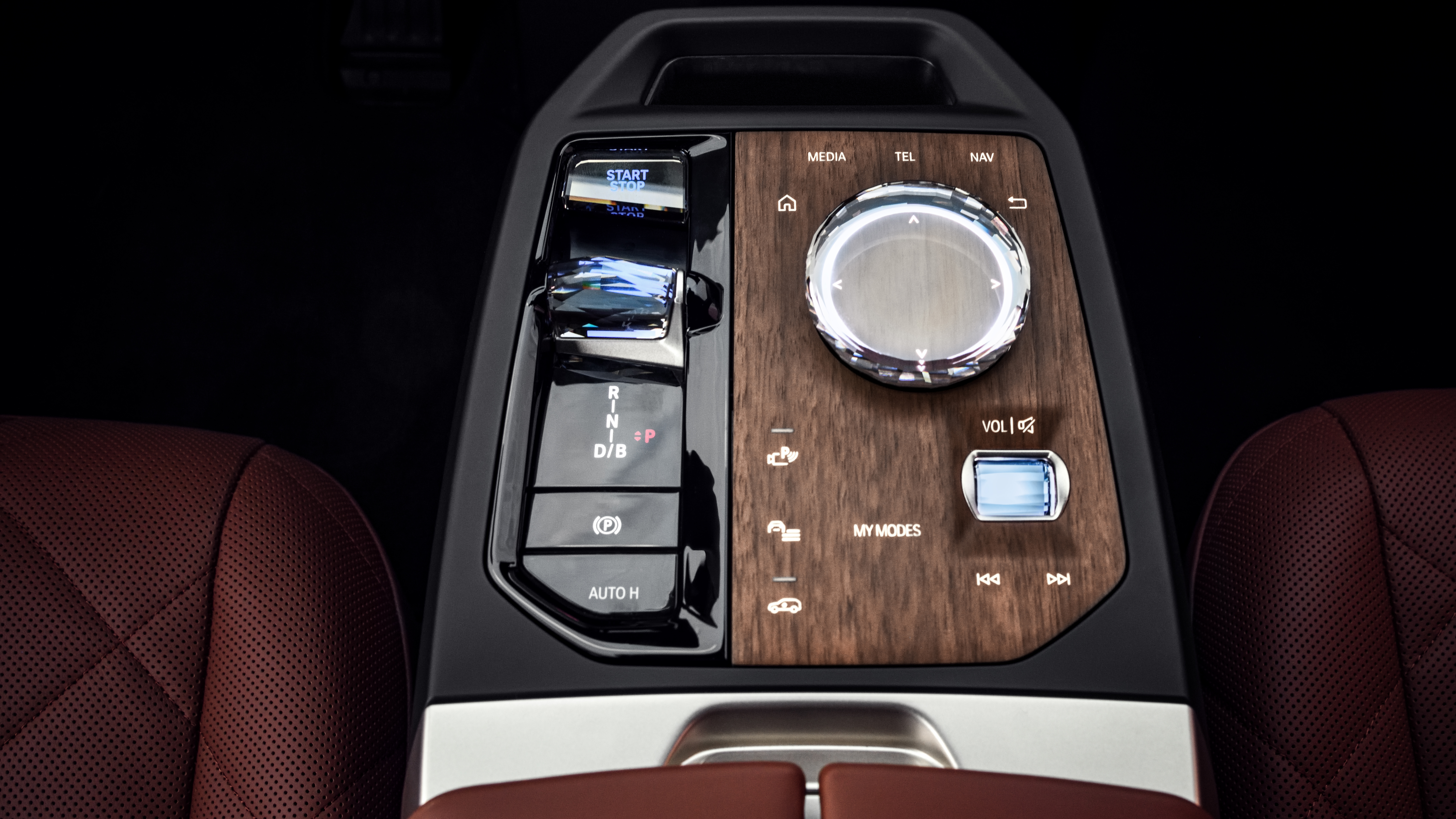 2021 BMW iX SUV