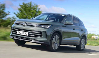 VW Tiguan front quarter