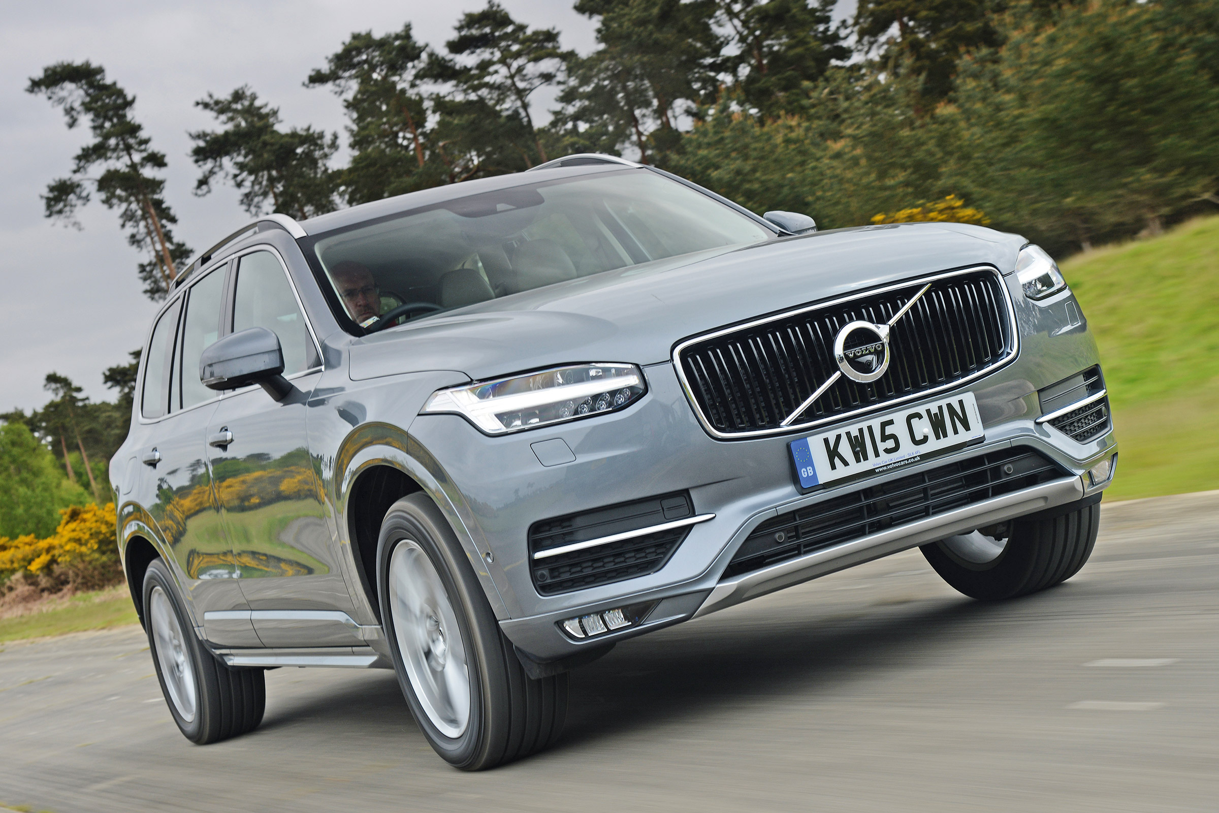 Volvo XC90 SUV front corner