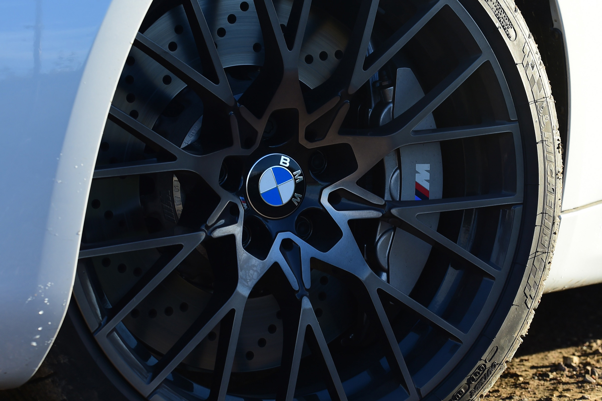 BMW M2 Competition wheel