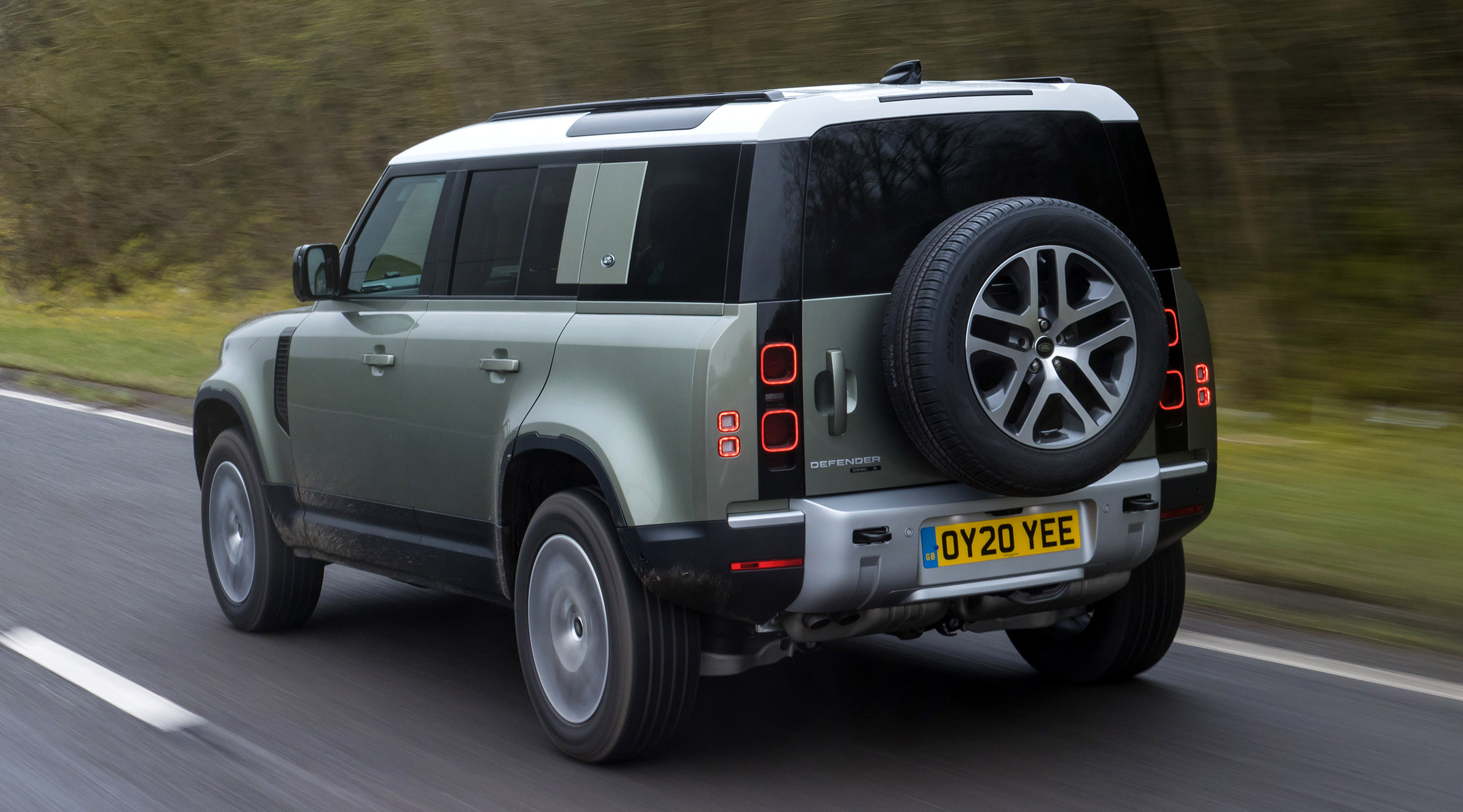 defender rear quarter