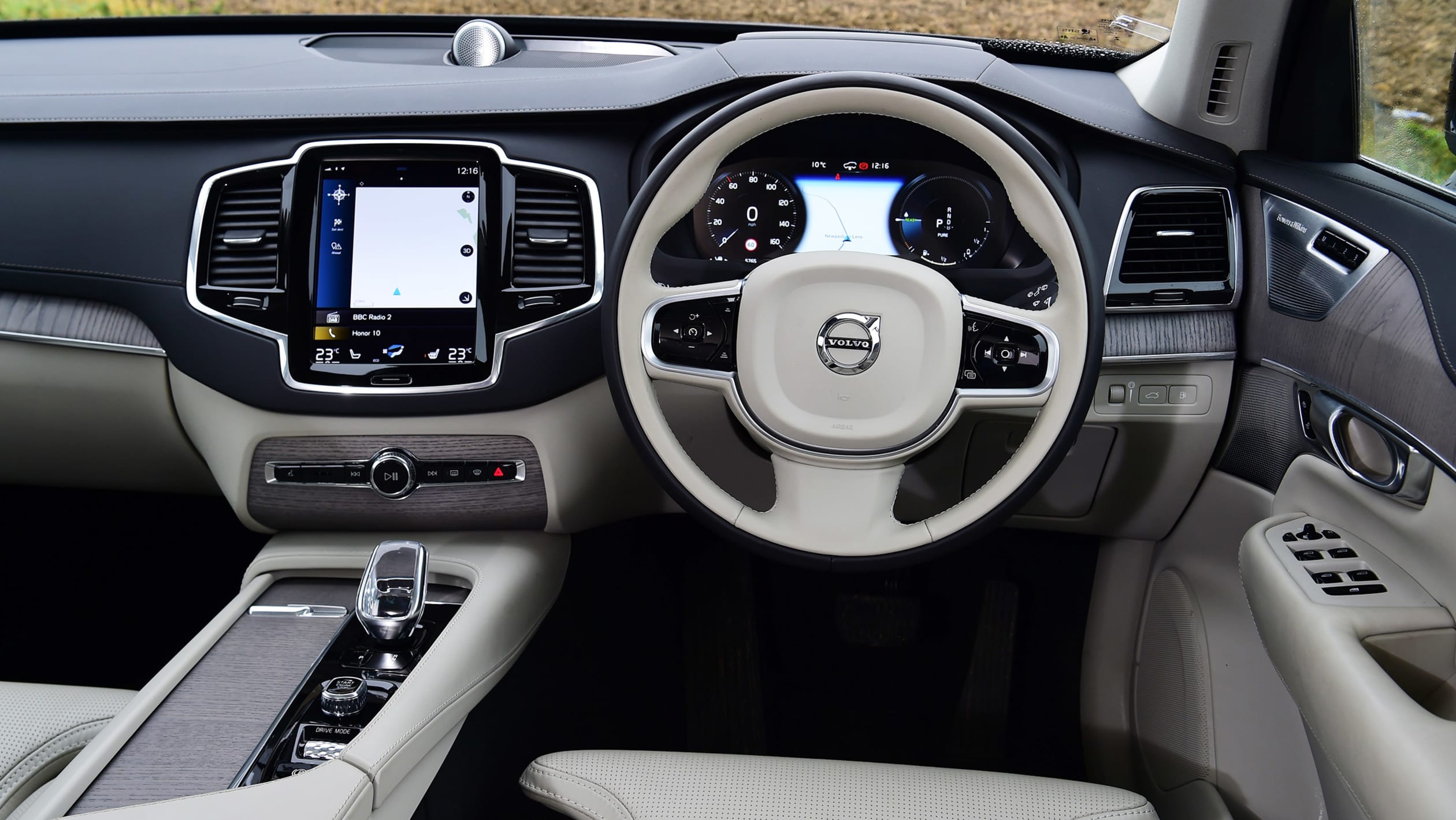 Volvo XC90 SUV interior