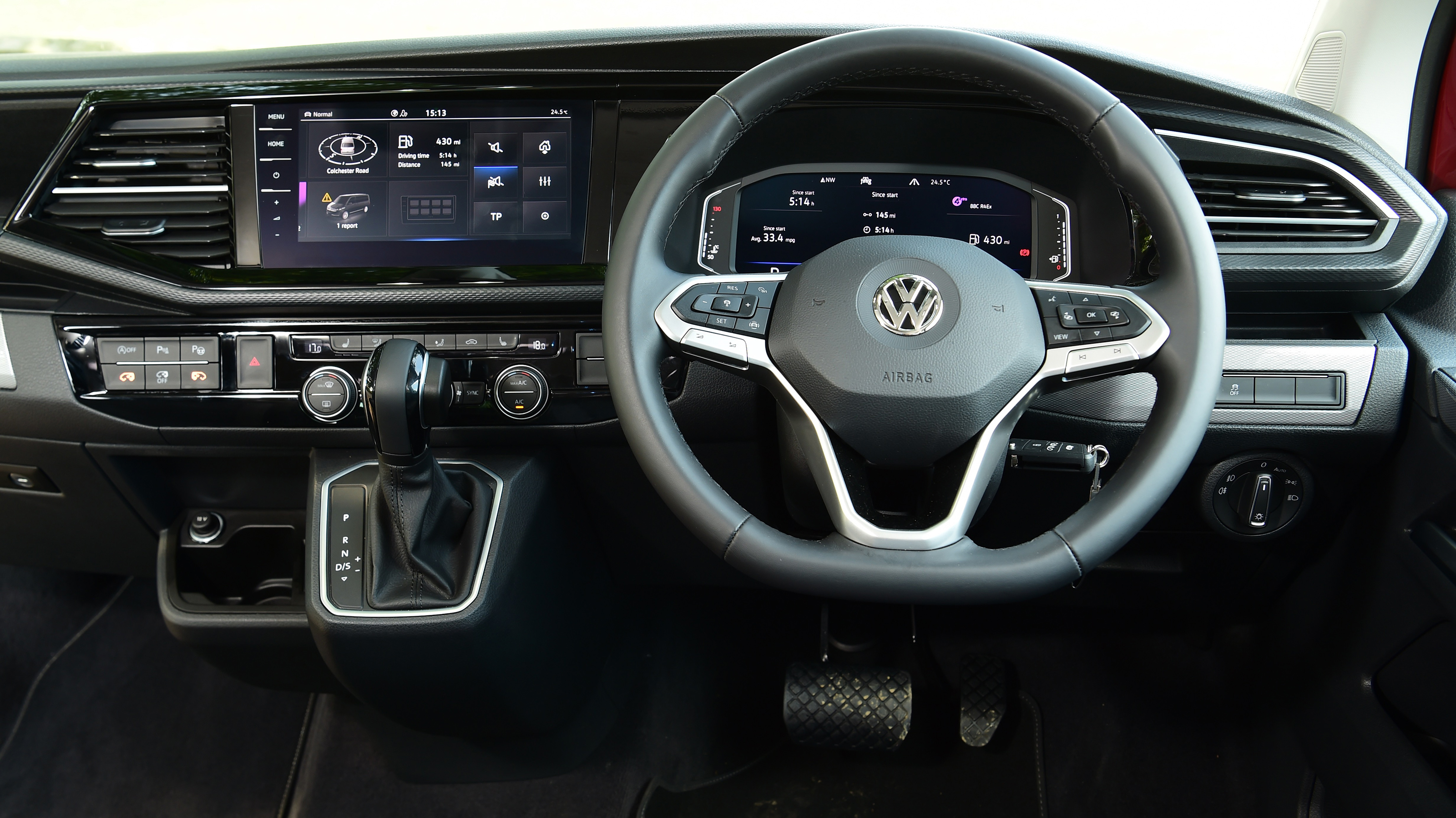 Volkswagen Caravelle interior