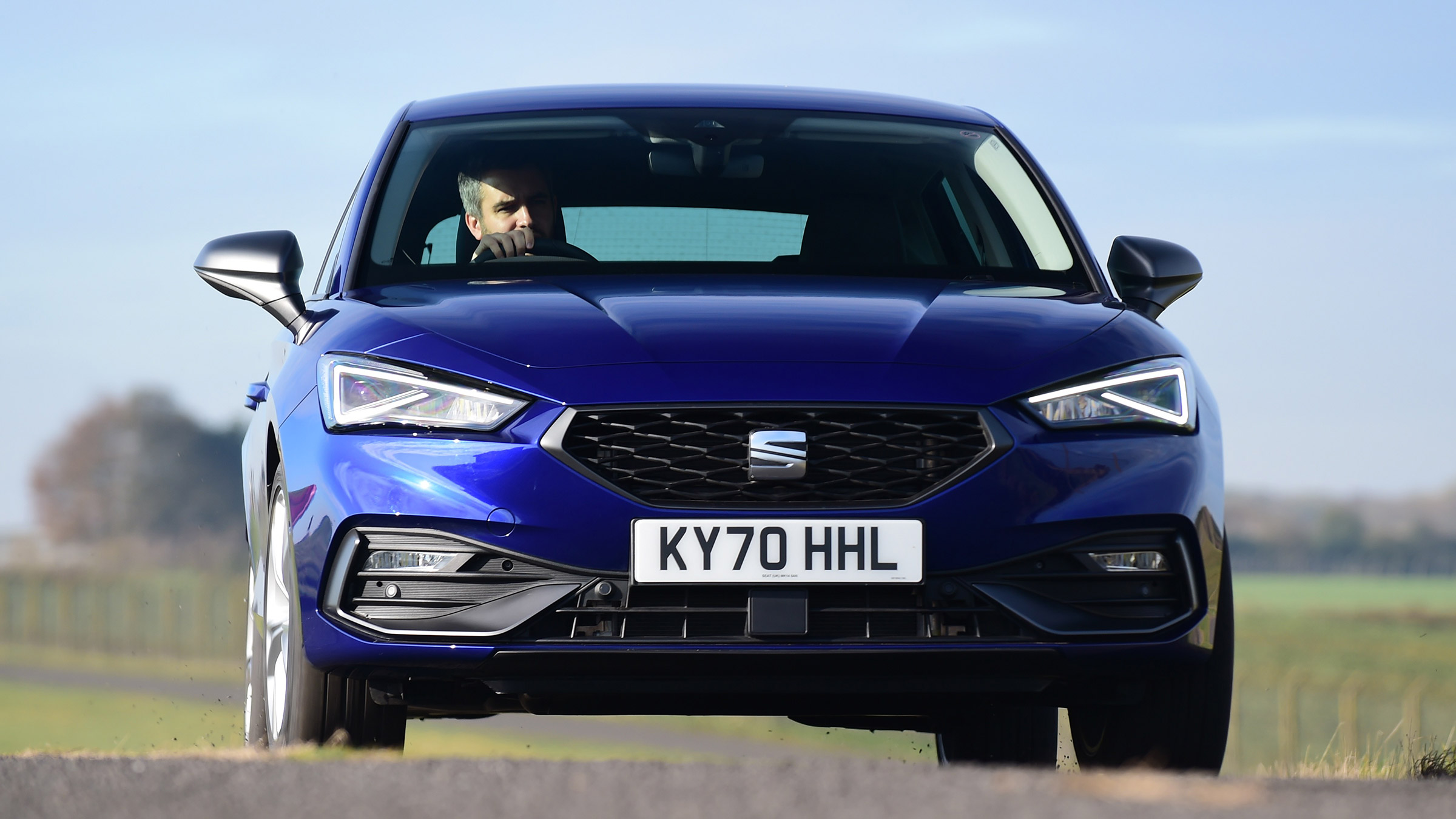 SEAT Leon e-Hybrid hatchback front cornering