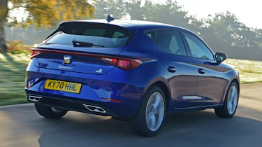SEAT Leon e-Hybrid hatchback rear 3/4 tracking