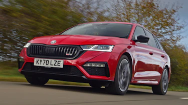 Skoda Octavia vRS Estate front tracking