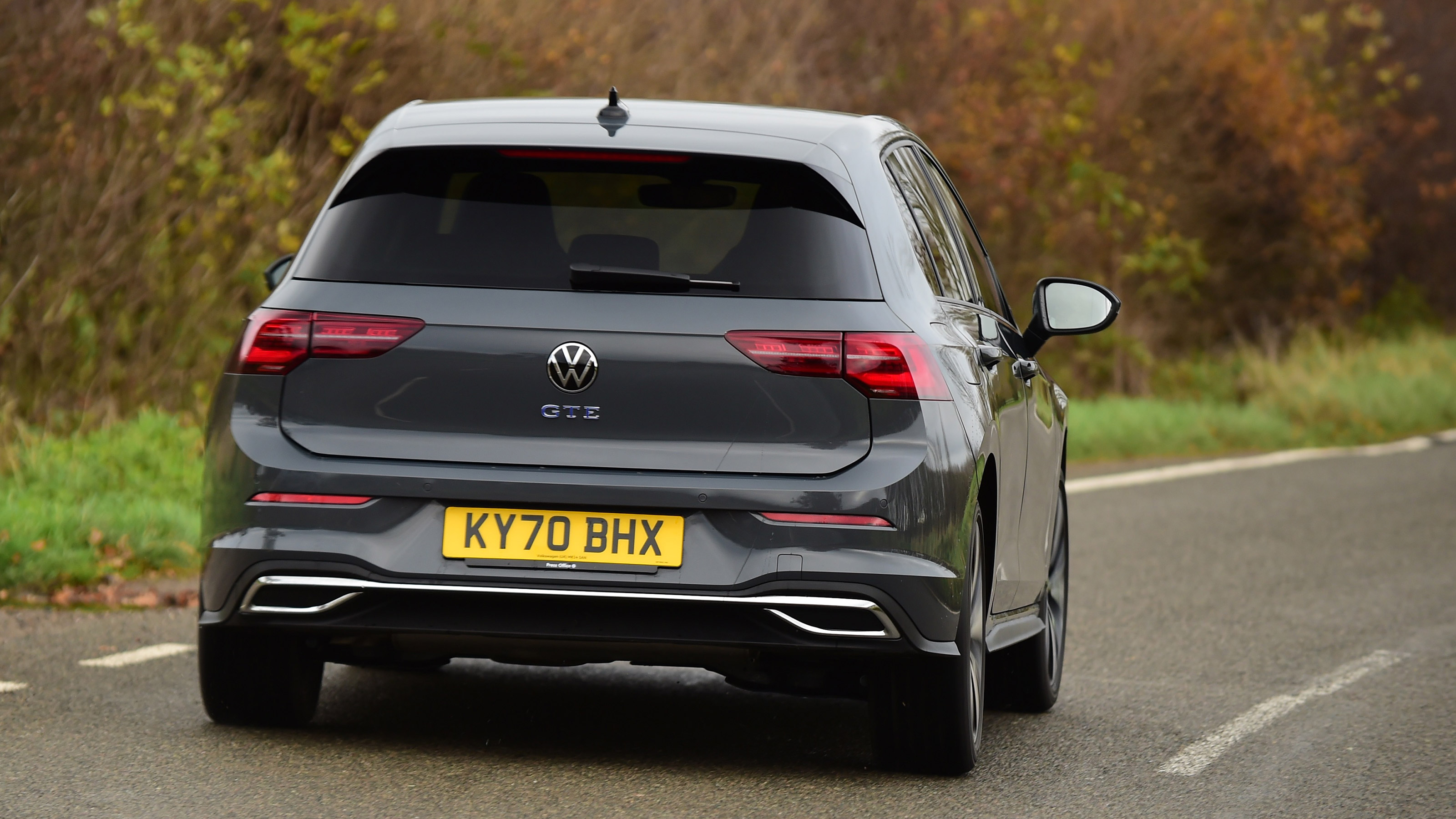 Volkswagen Golf GTE hatchback rear cornering