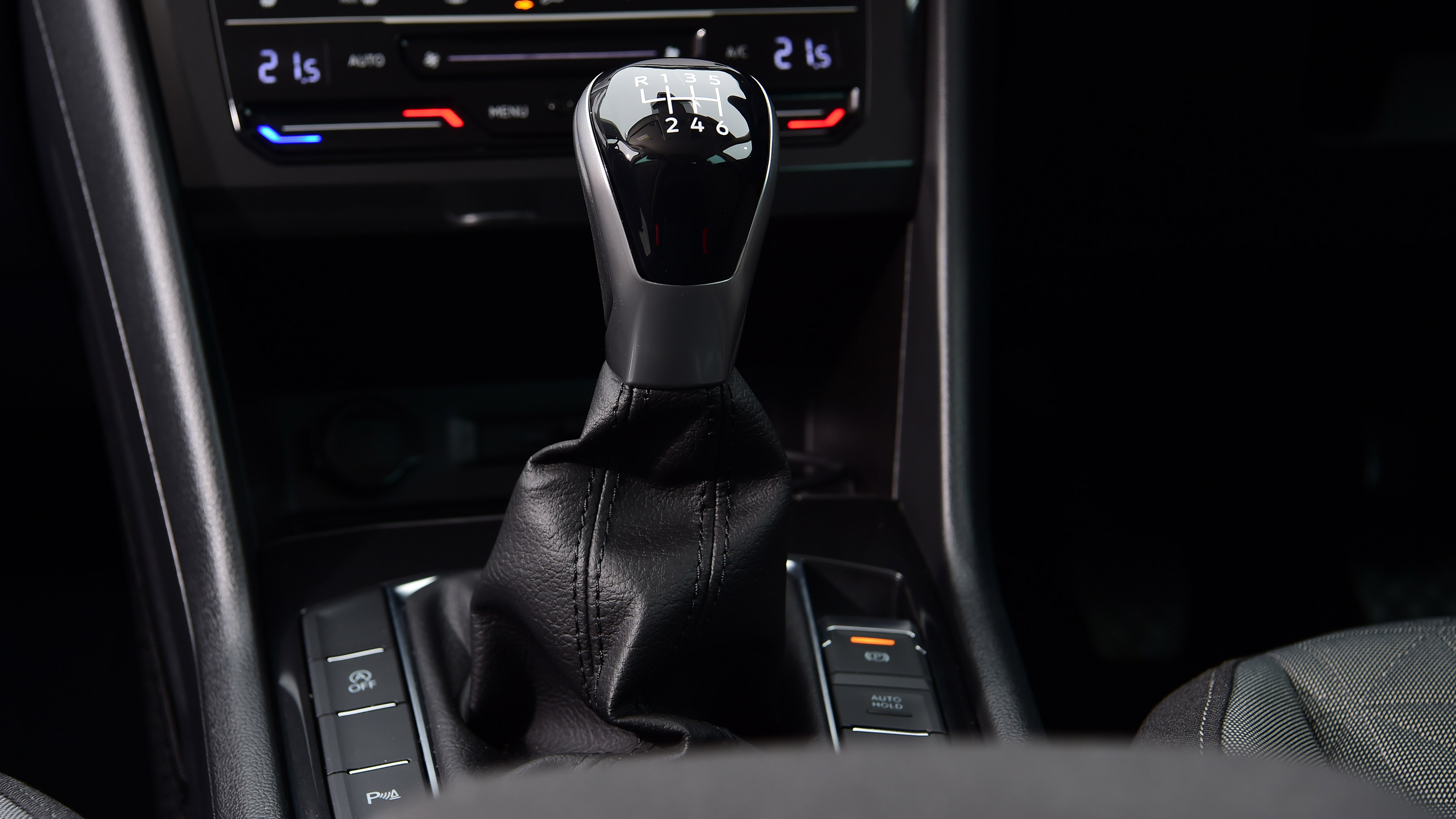 Volkswagen Tiguan SUV gear lever