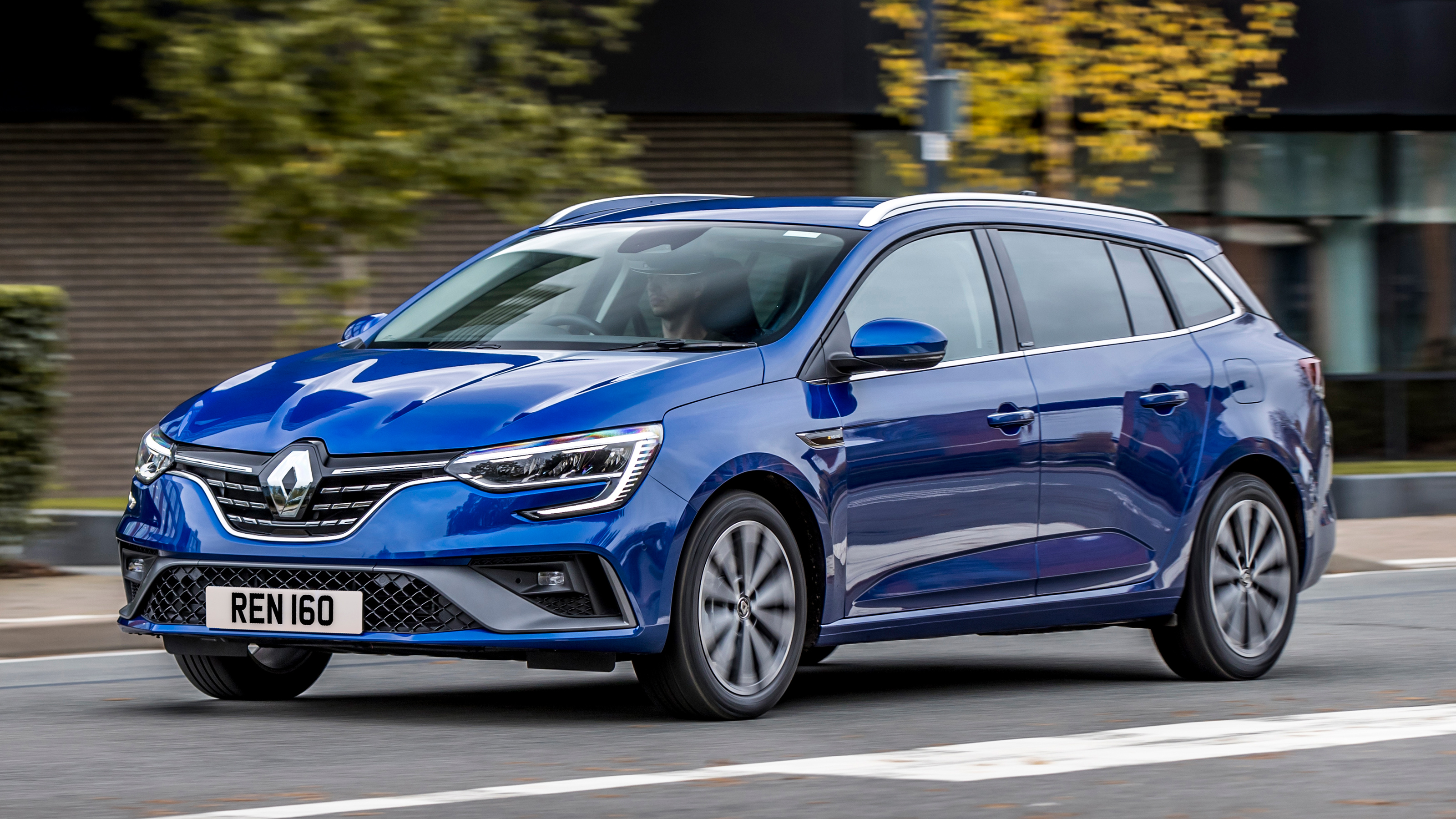 Renault Megane Sport Tourer estate gallery