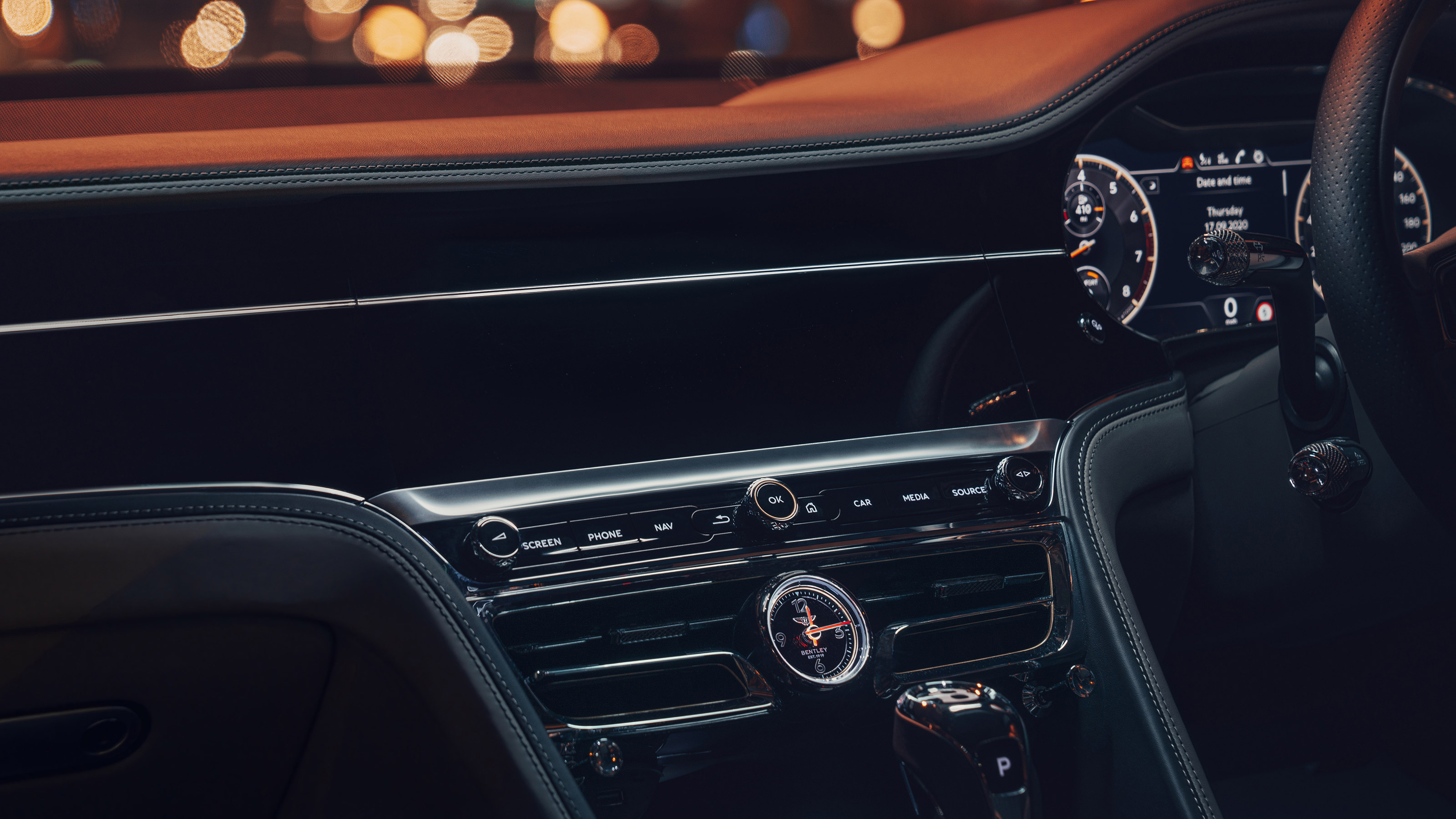 Bentley Continental Flying Spur saloon fascia