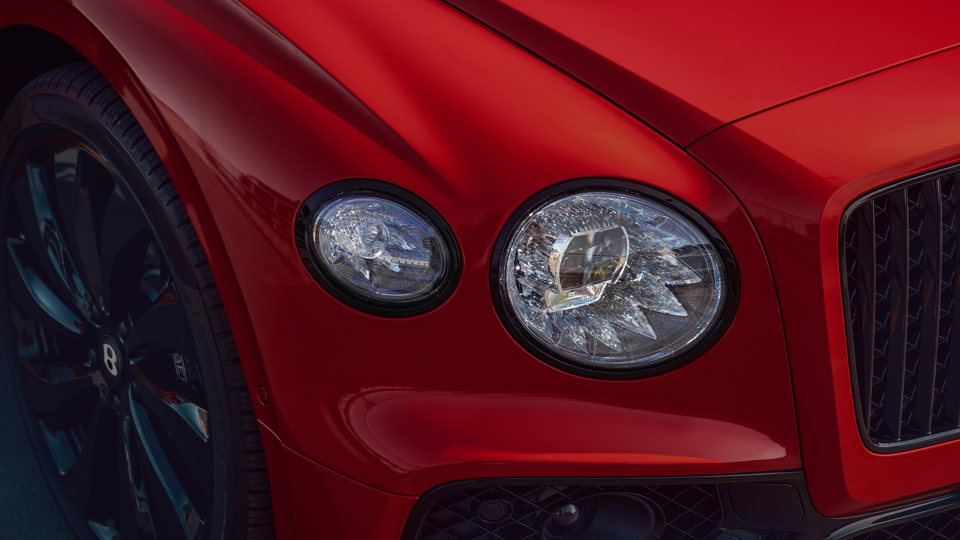 Bentley Continental Flying Spur saloon headlights