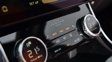 Jaguar XF saloon climate control