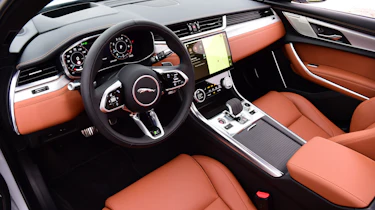 Jaguar XF saloon dashboard