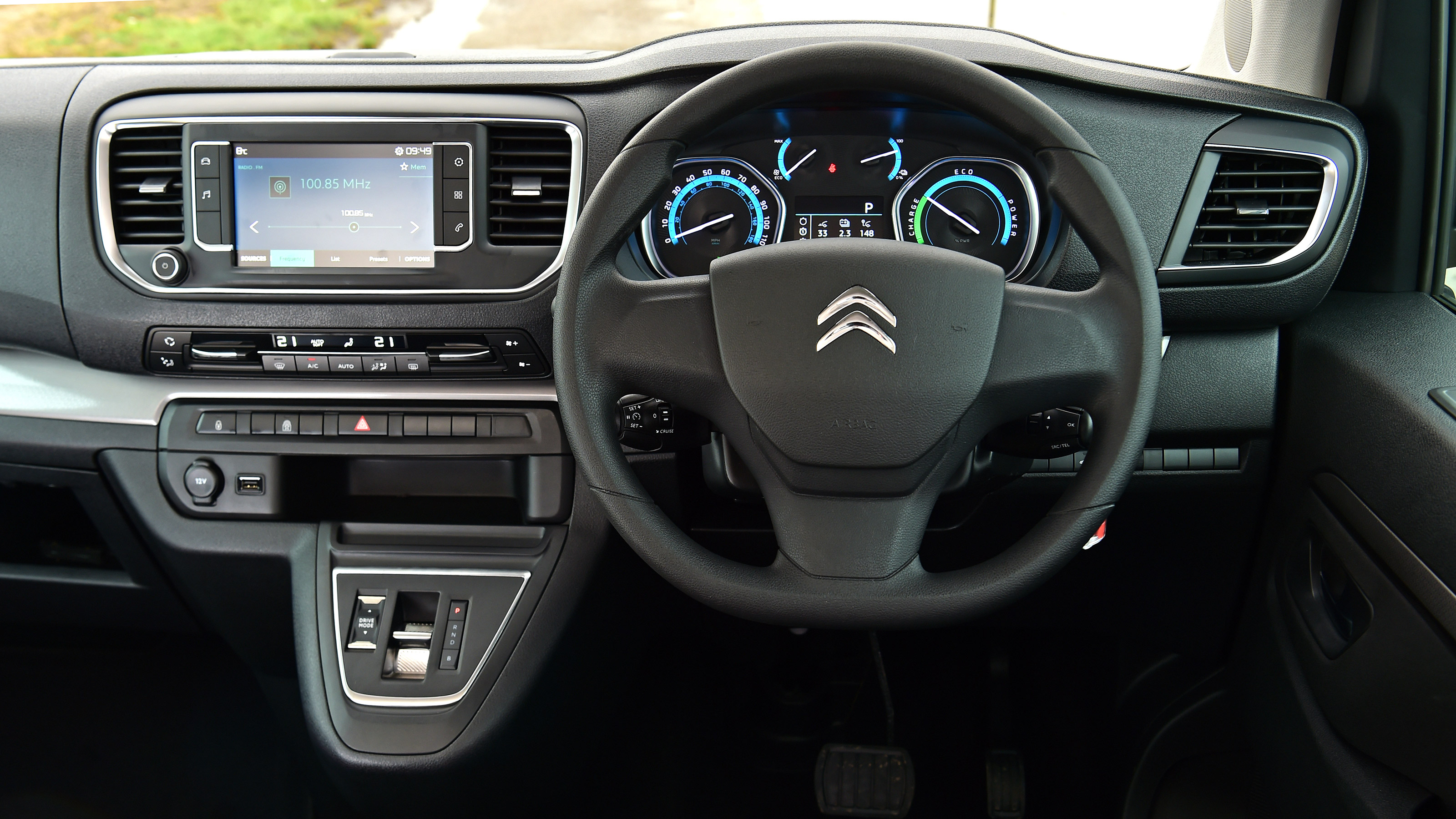 Citroen SpaceTourer MPV interior