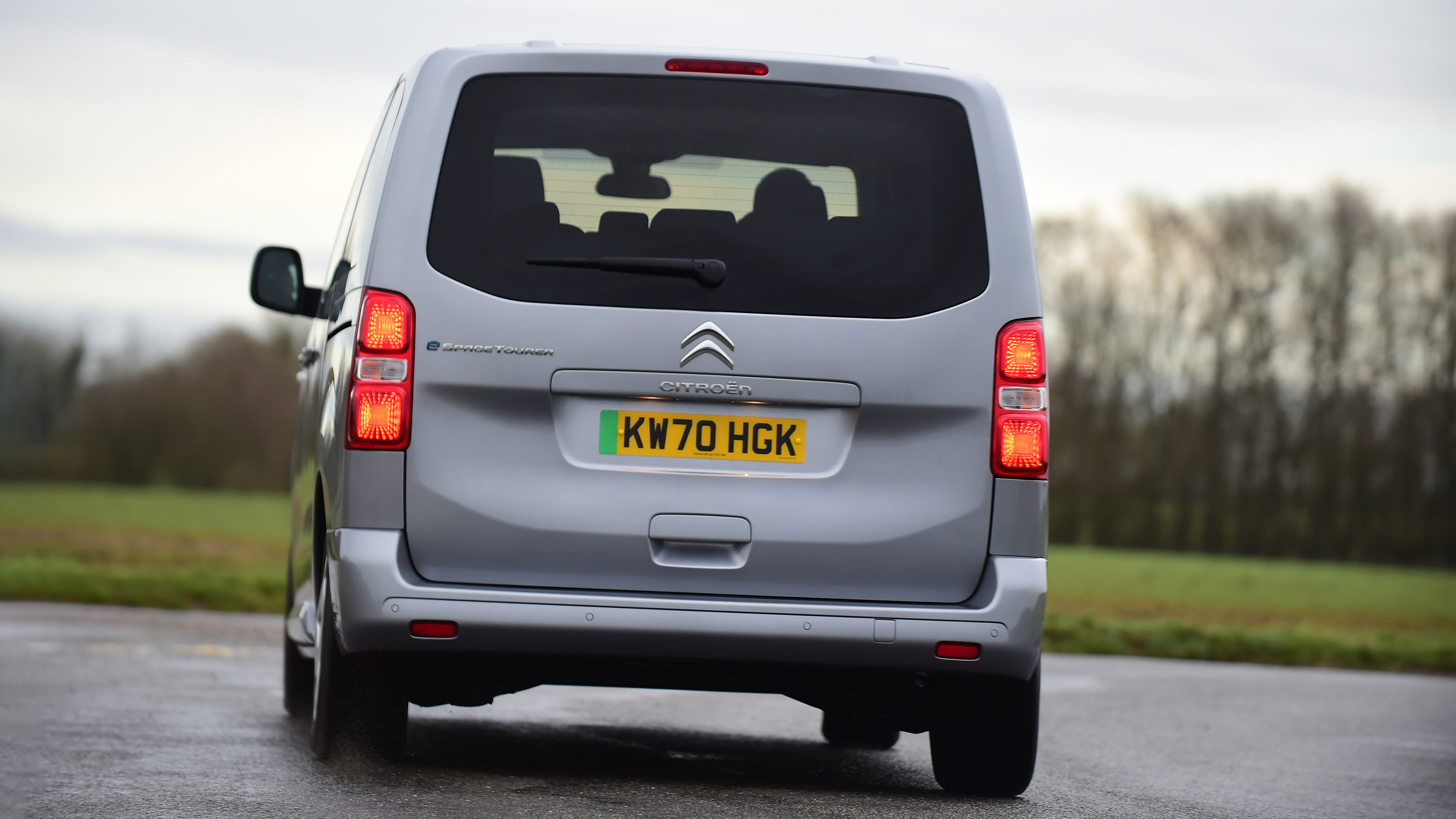 Citroen SpaceTourer MPV rear cornering