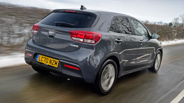 Kia Rio hatchback rear 3/4 tracking