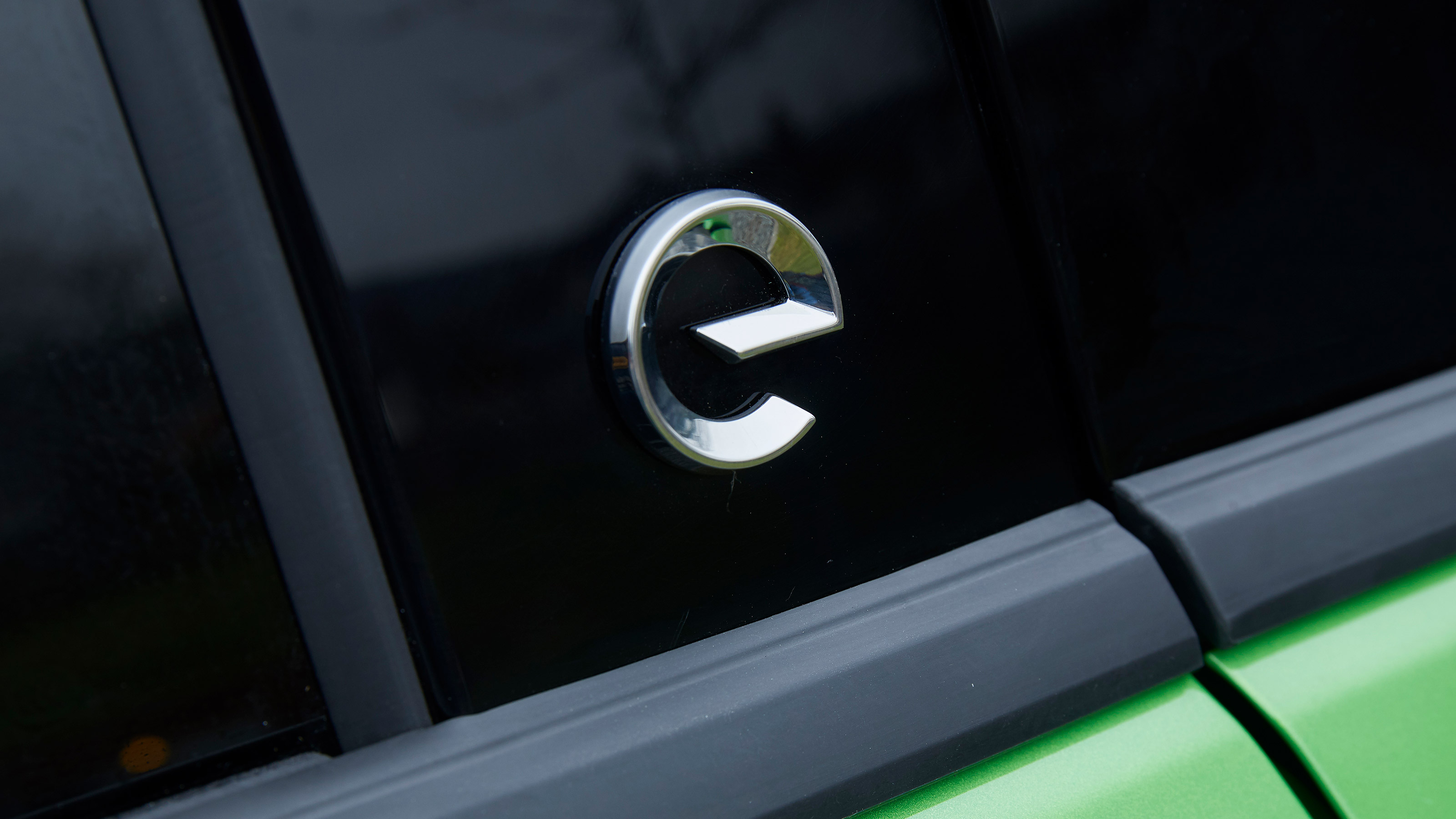 Vauxhall Mokka-e 'e' badge