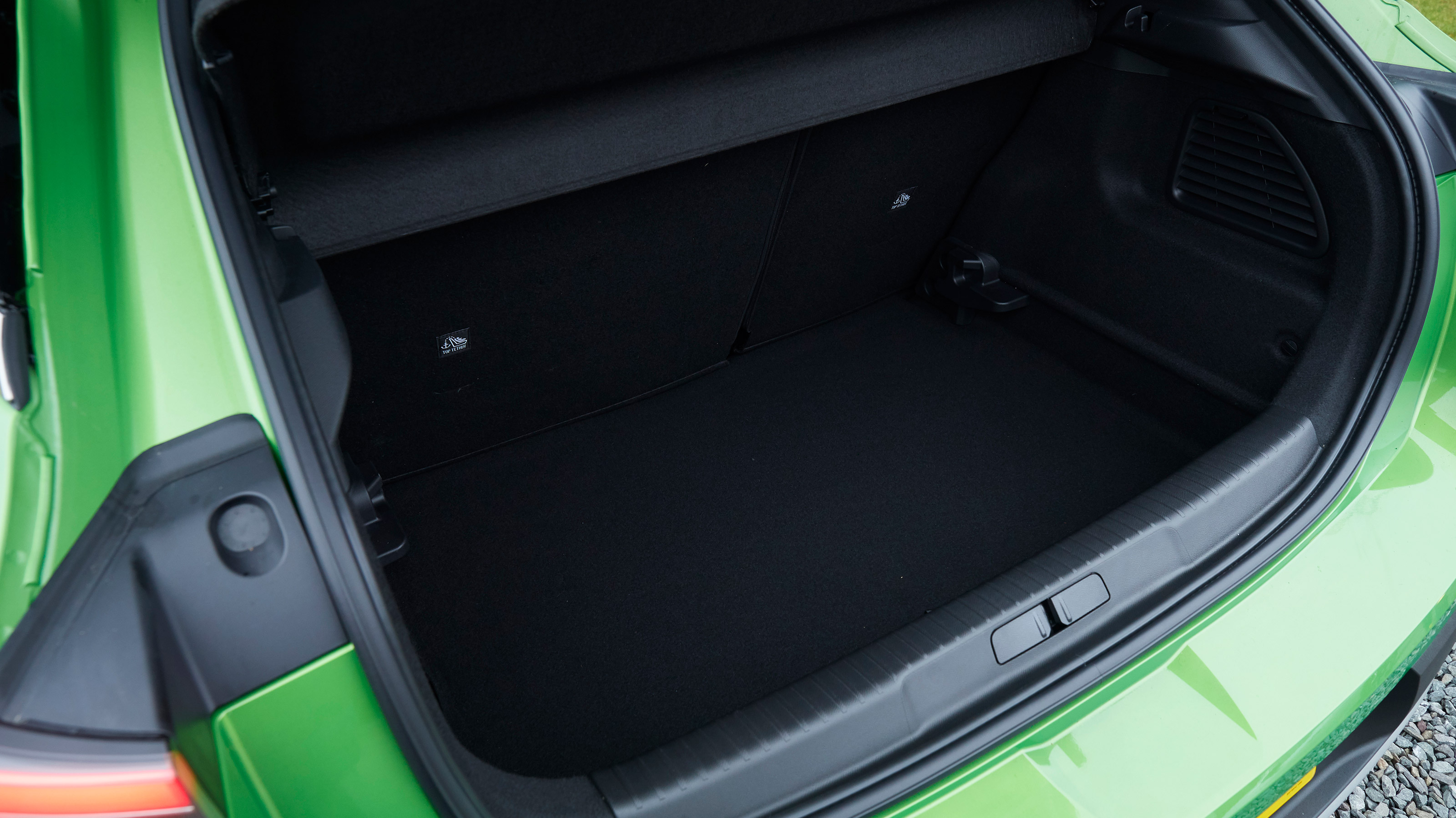 Vauxhall Mokka-e boot