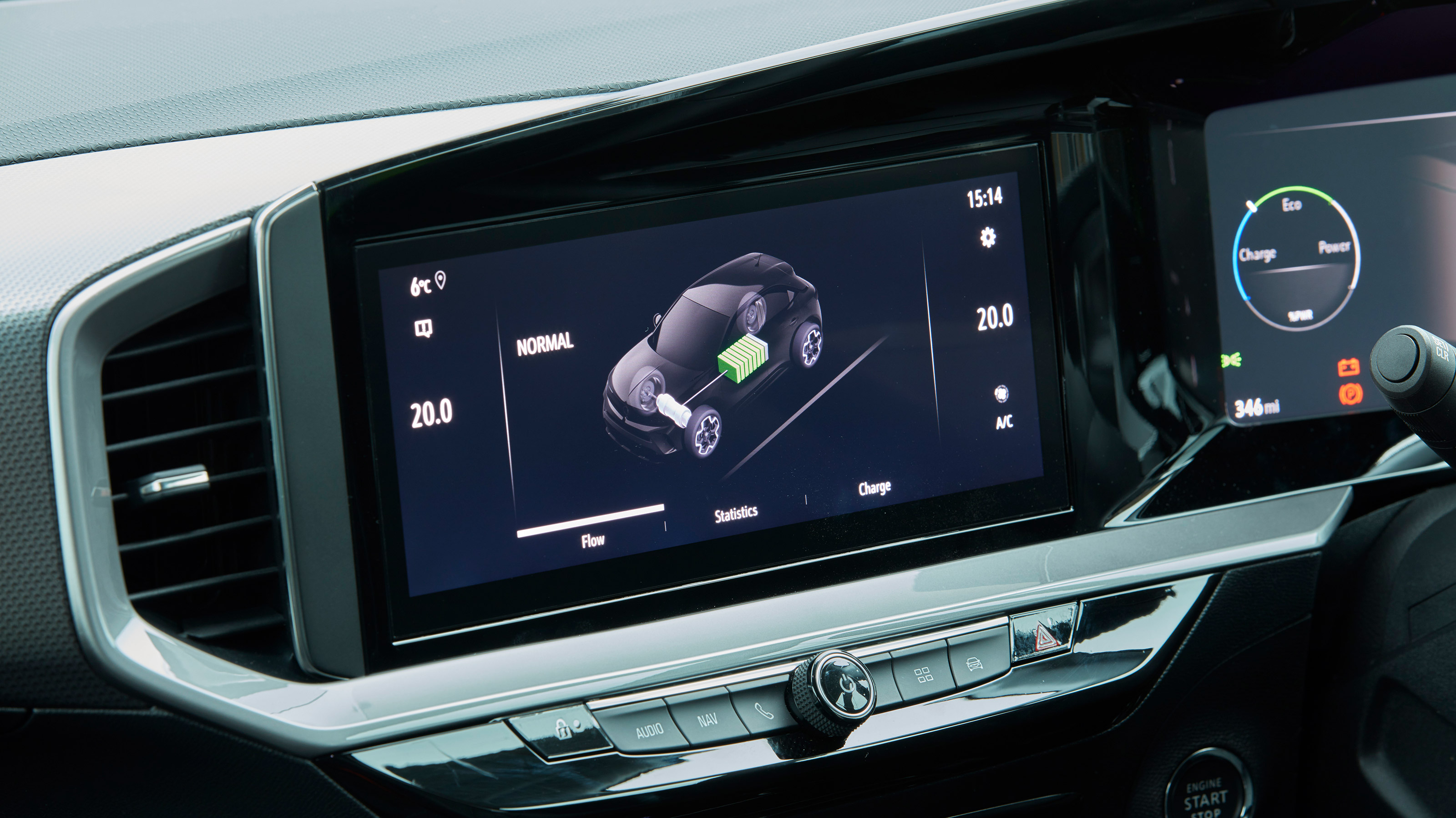Vauxhall Mokka-e info screen
