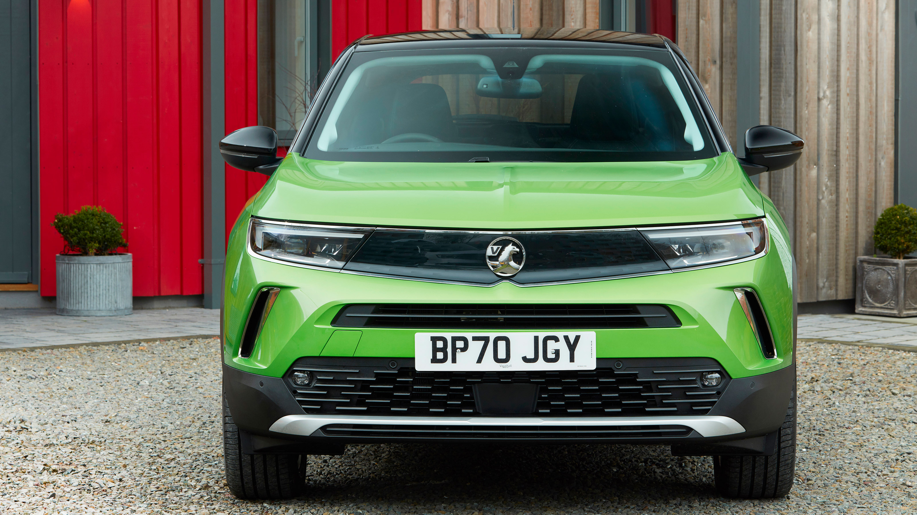 Vauxhall Mokka-e front end