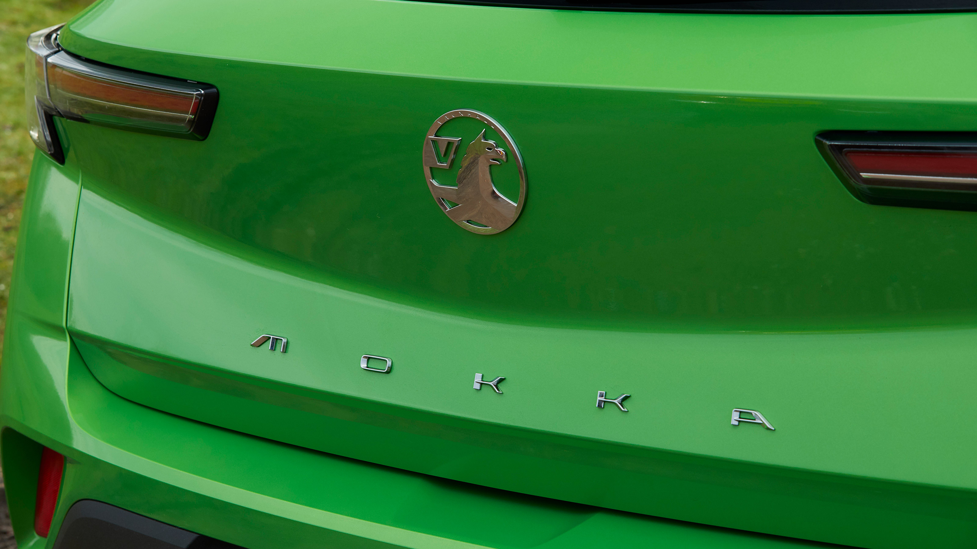 Vauxhall Mokka-e badging