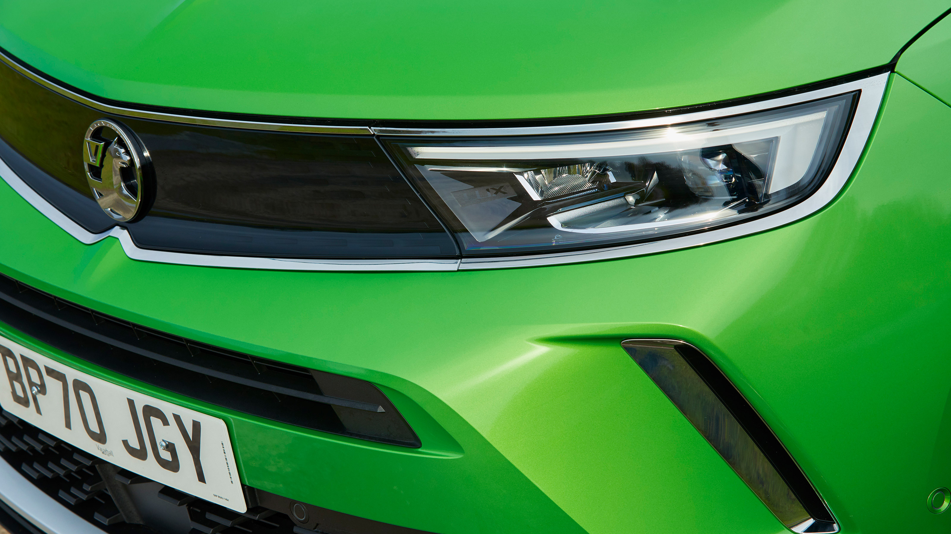 Vauxhall Mokka-e headlight