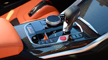 BMW M4 Coupe centre console