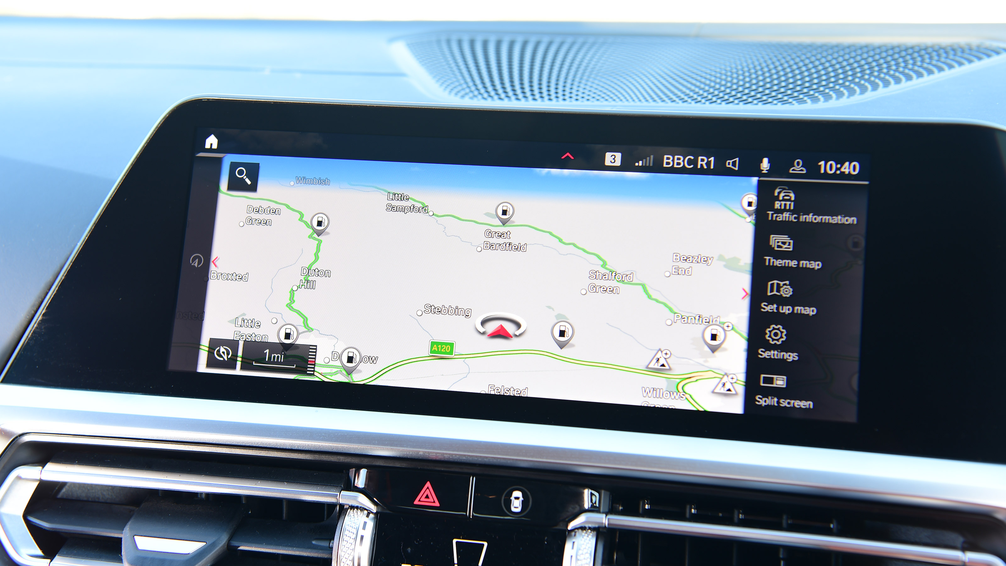 BMW M4 Coupe sat-nav