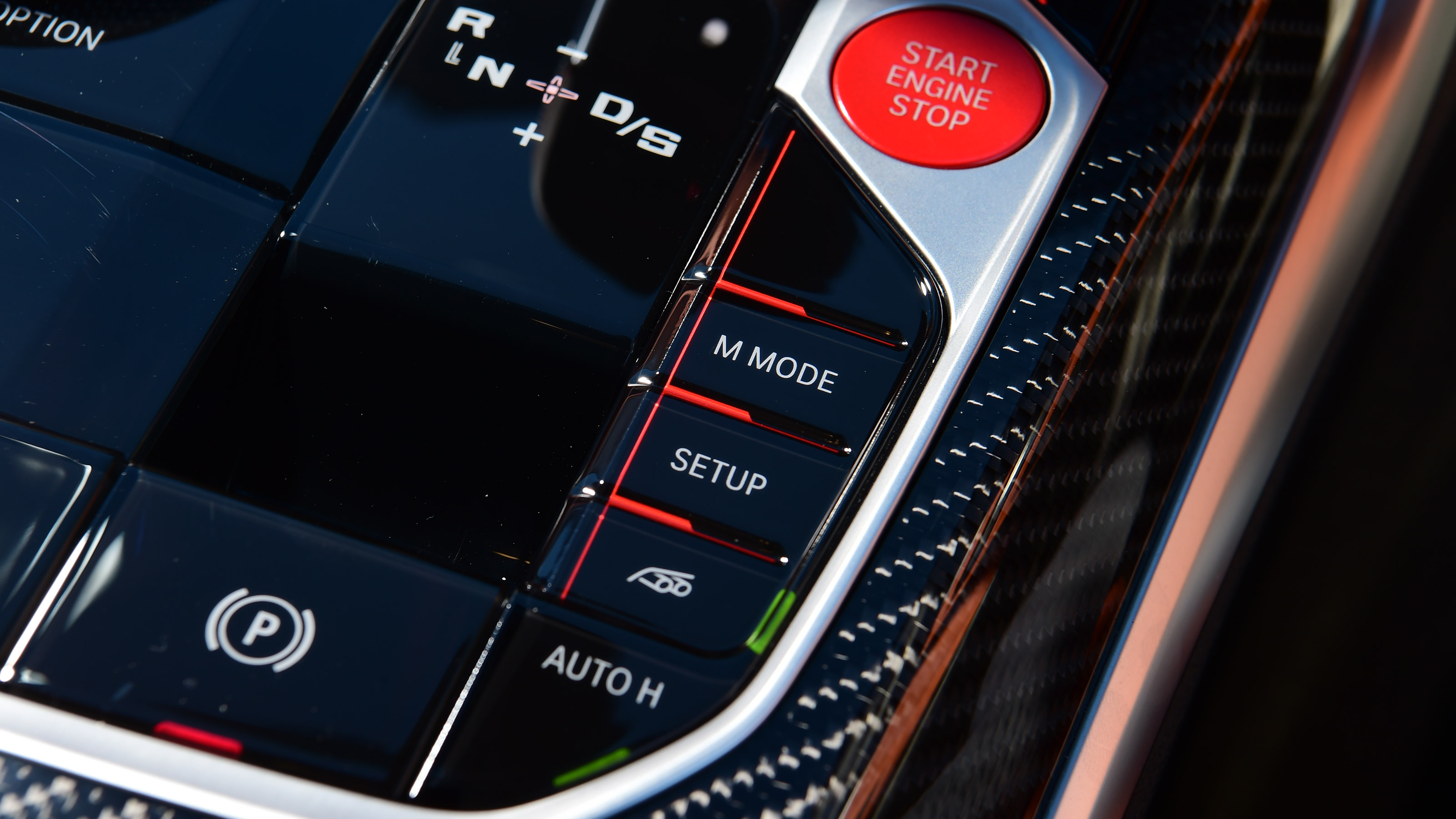 BMW M4 Coupe driving modes