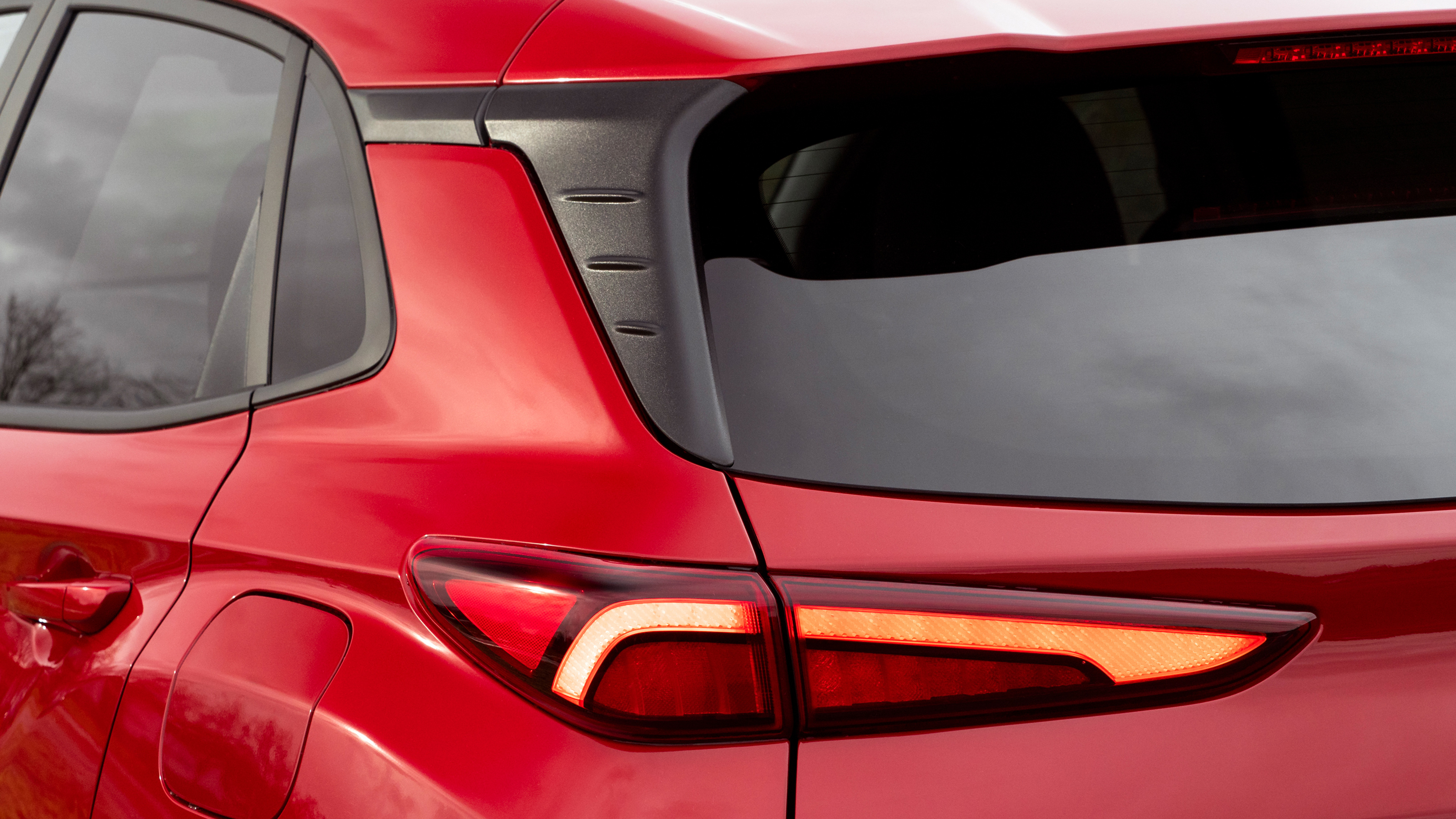 Hyundai Kona Hybrid SUV rear lights