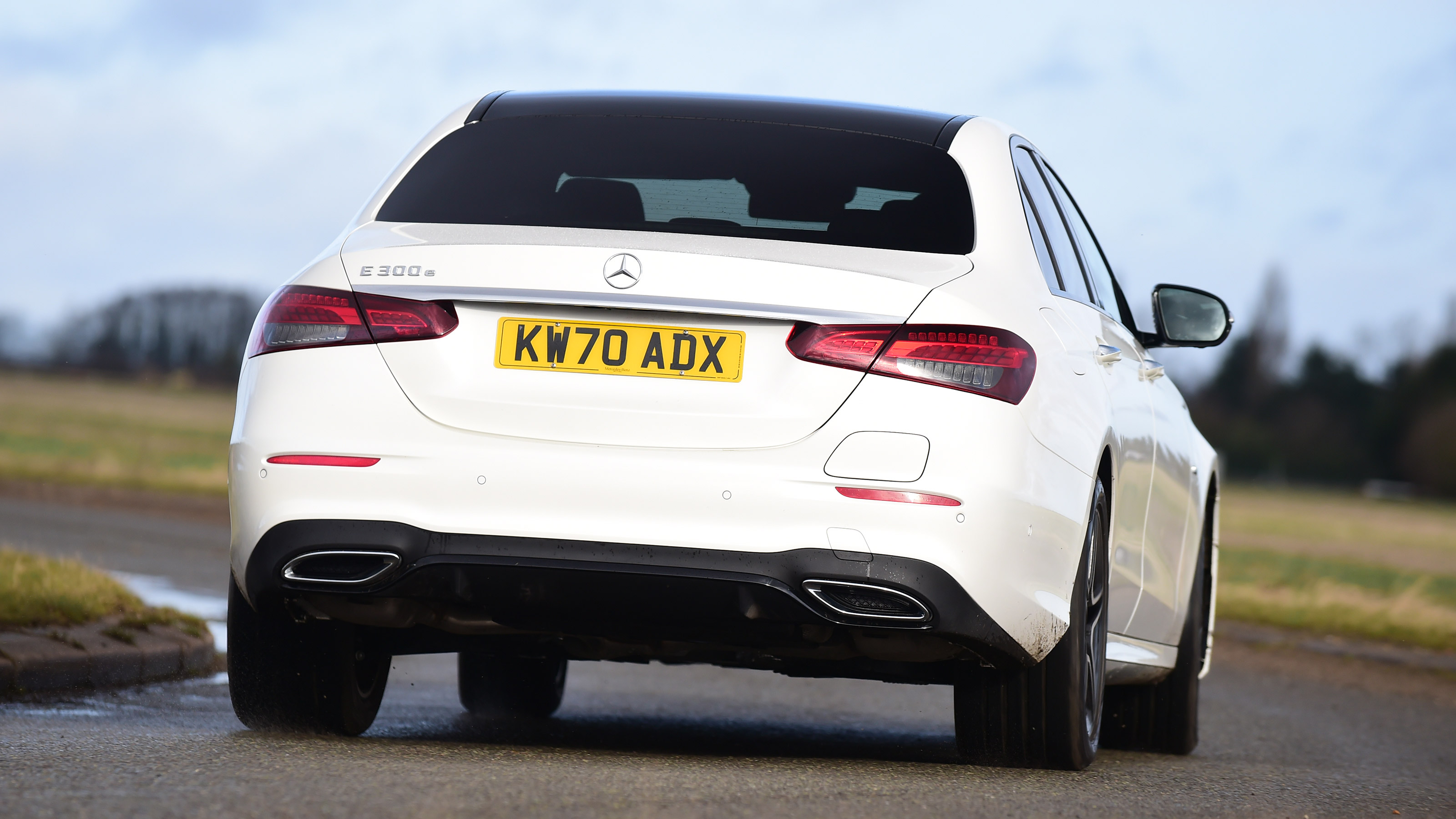 Mercedes E-Class hybrid rear cornering