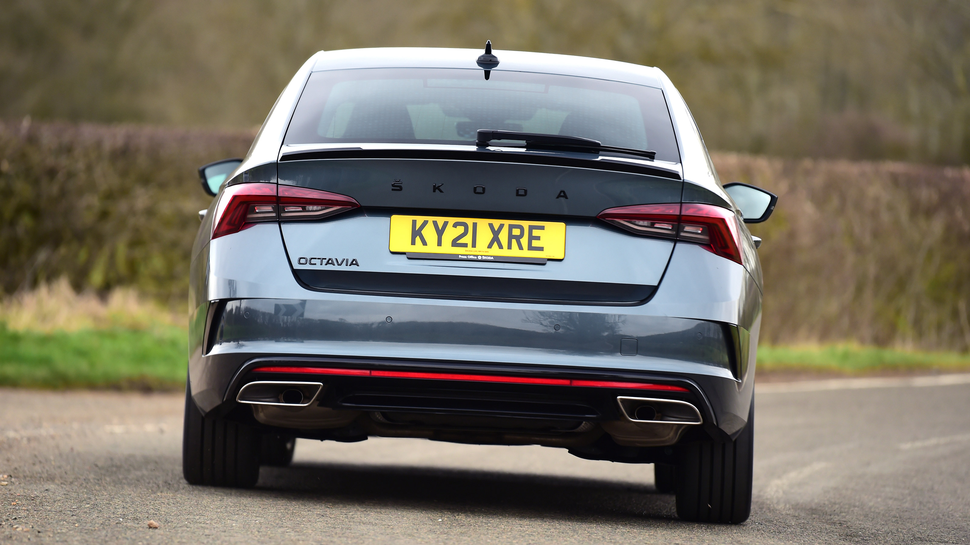 Skoda Octavia vRS hatchback rear cornering