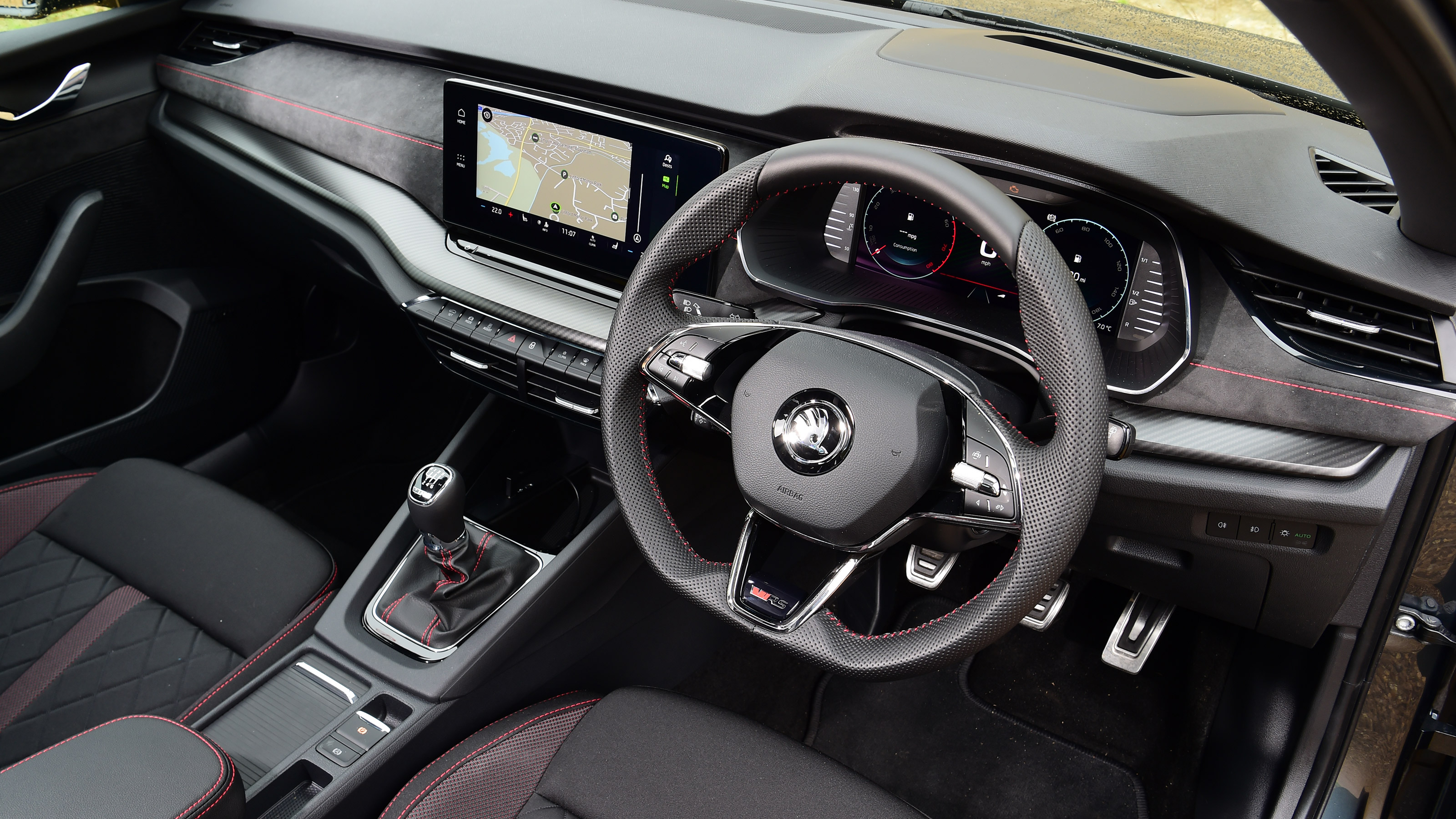 Skoda Octavia vRS hatchback interior