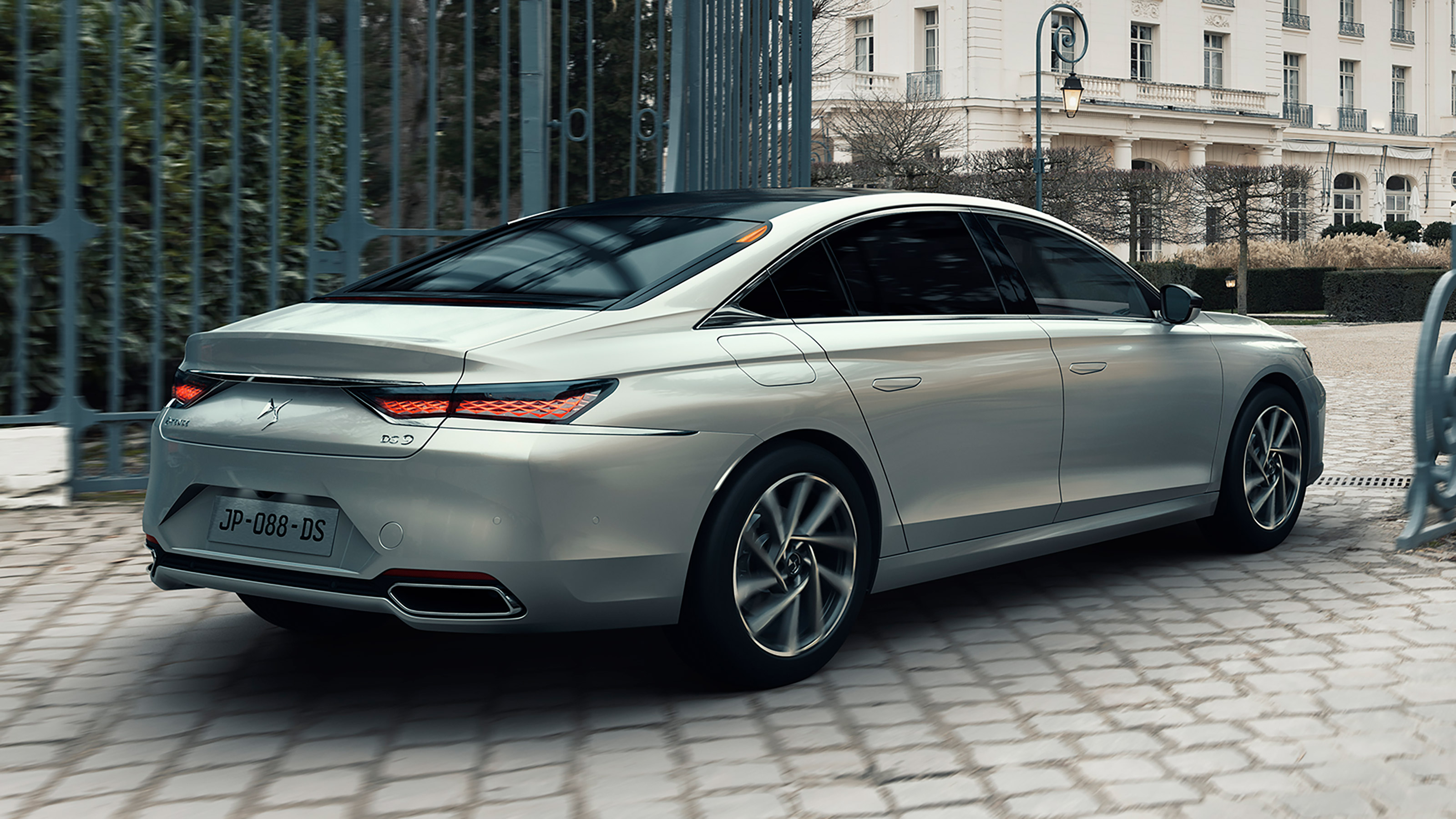 2021 DS 9 saloon - rear 3/4 static 
