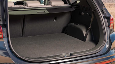 Hyundai Santa Fe SUV boot